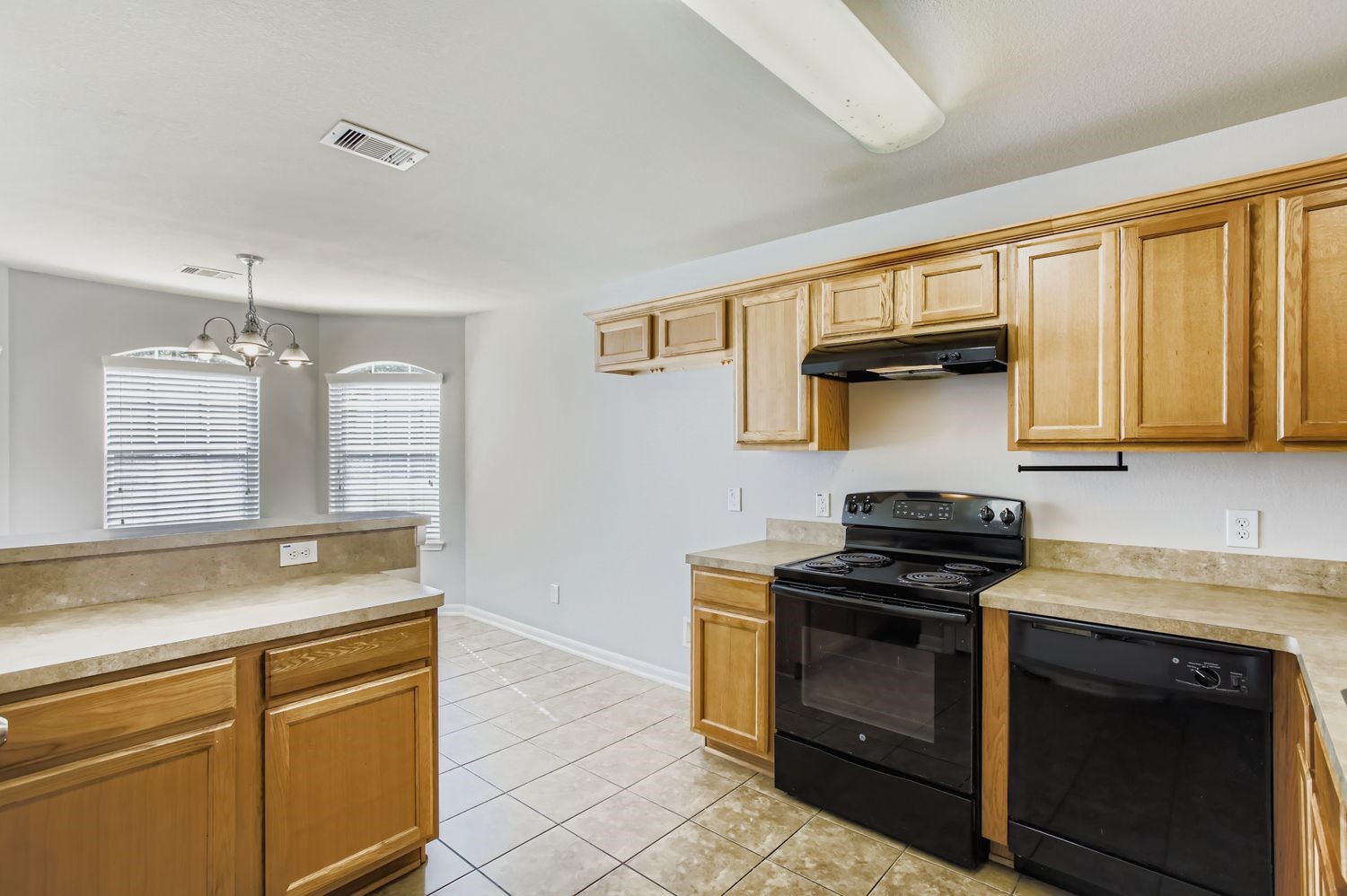 16715 Jib Court Property Photo 10