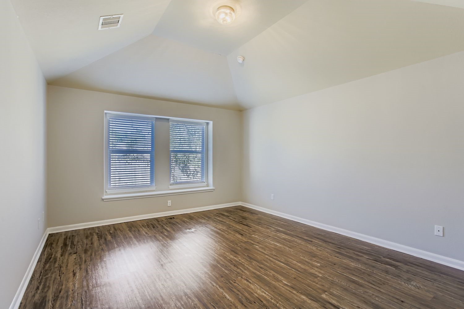 16715 Jib Court Property Photo 12
