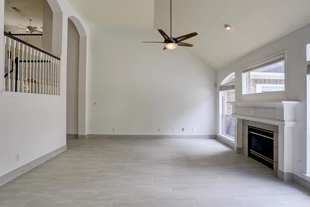 5634 Heather Run Property Photo 7