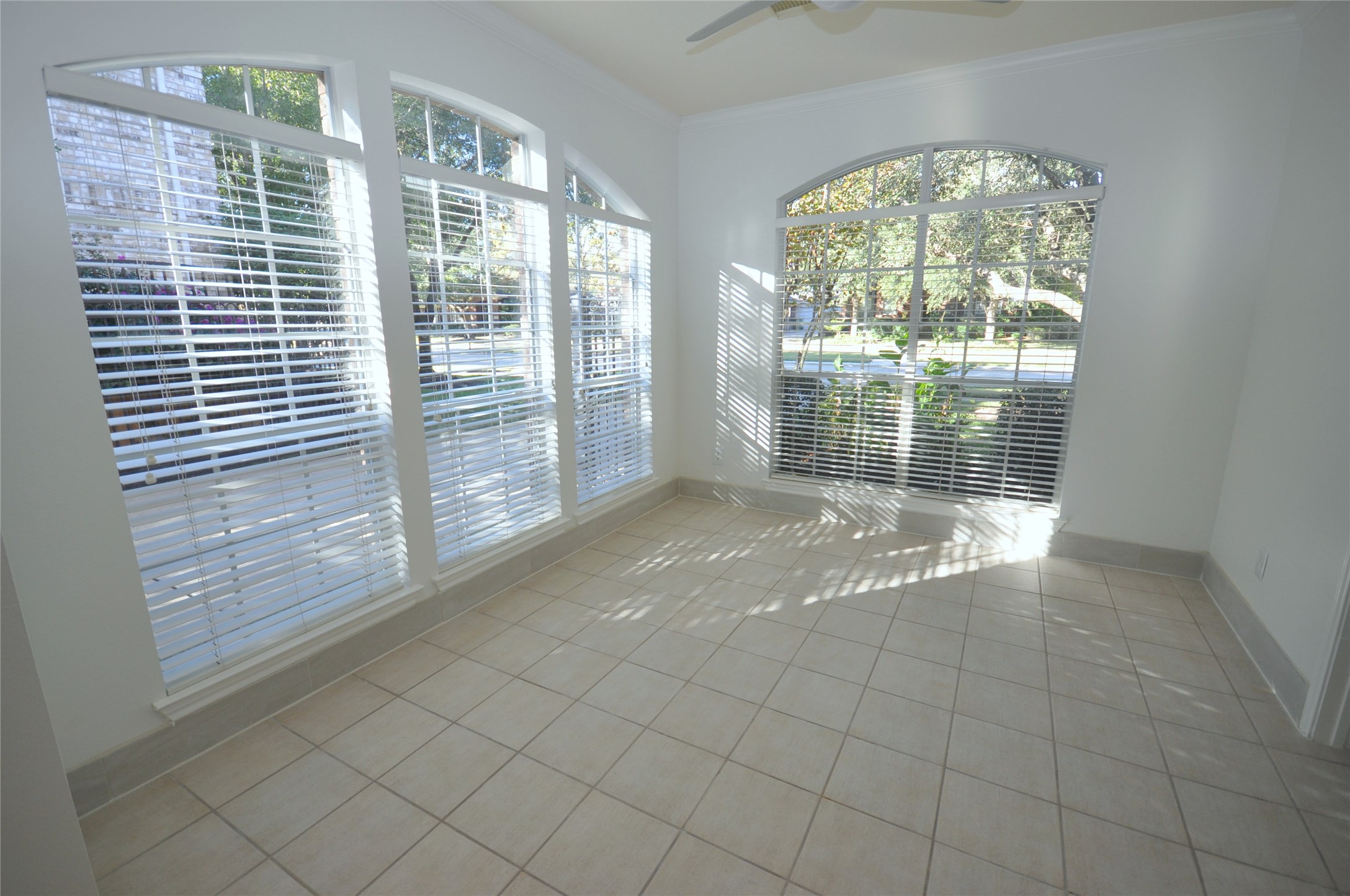 5634 Heather Run Property Photo 12