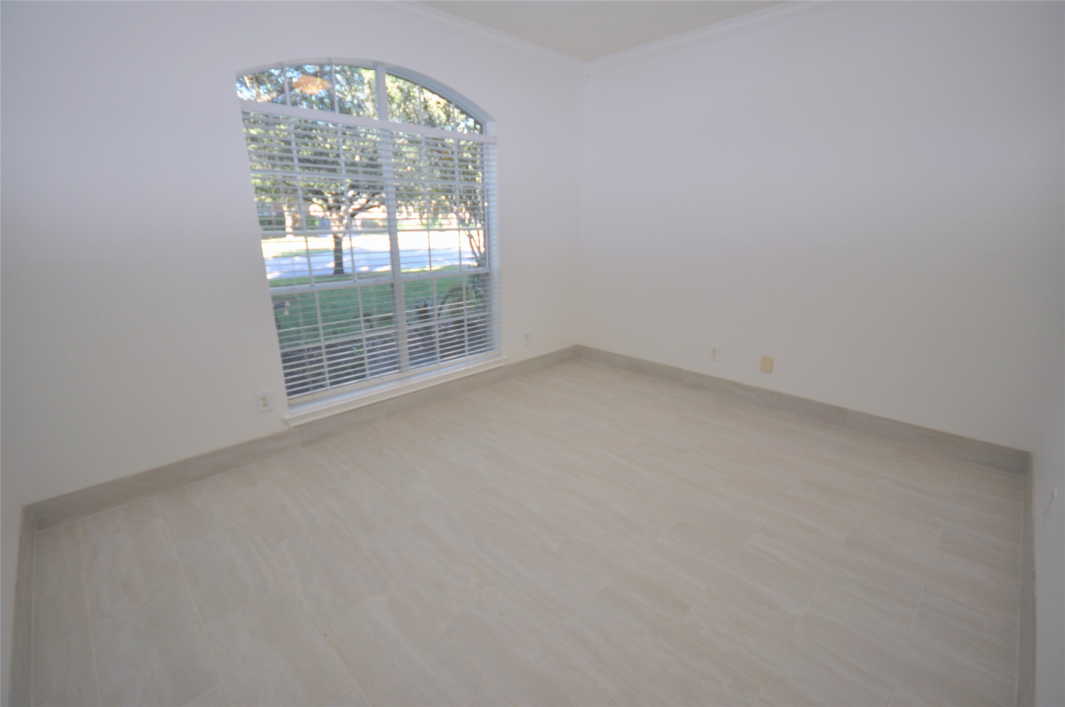 5634 Heather Run Property Photo 13