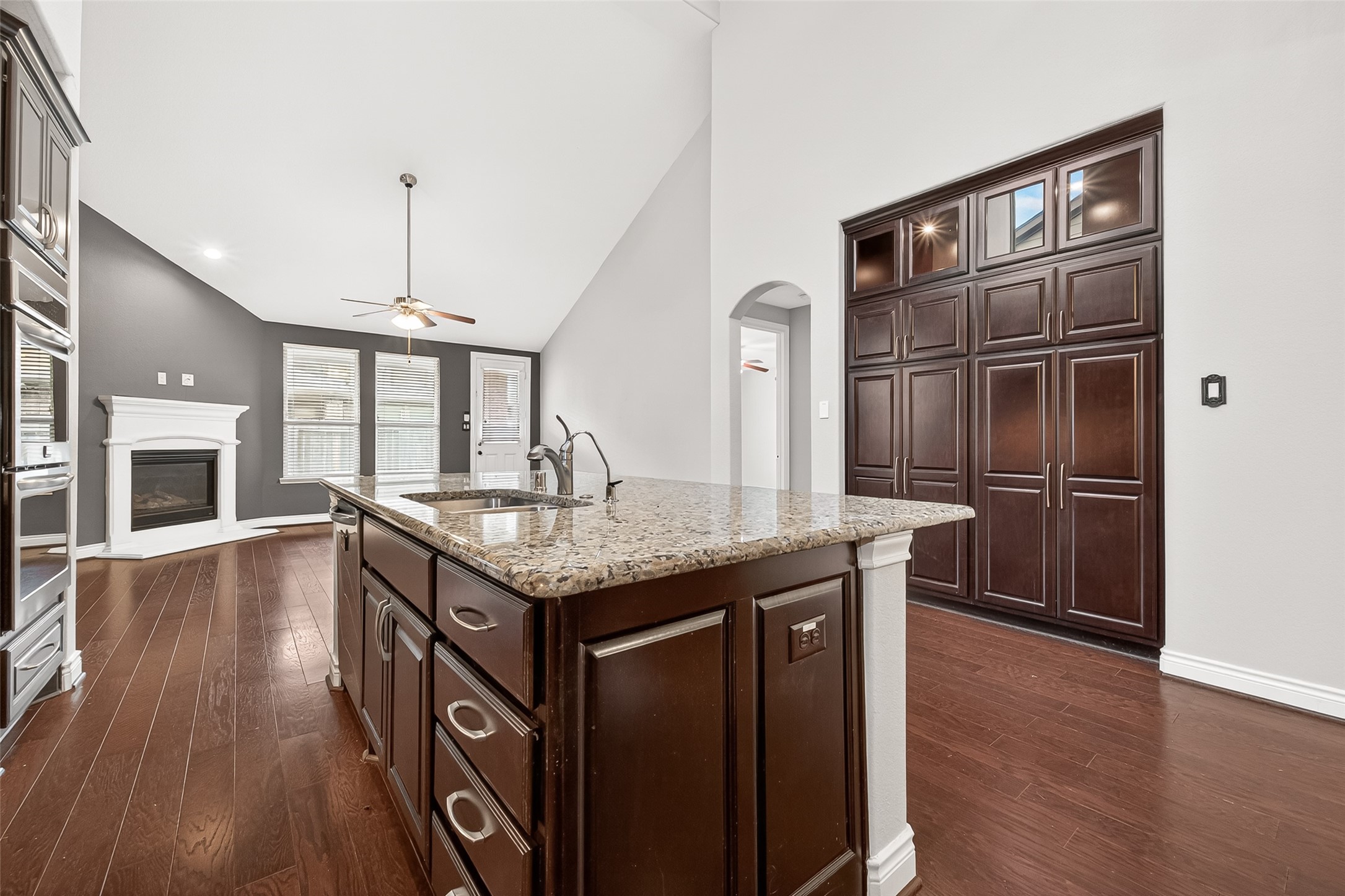24122 Valencia Ridge Lane Property Photo 11