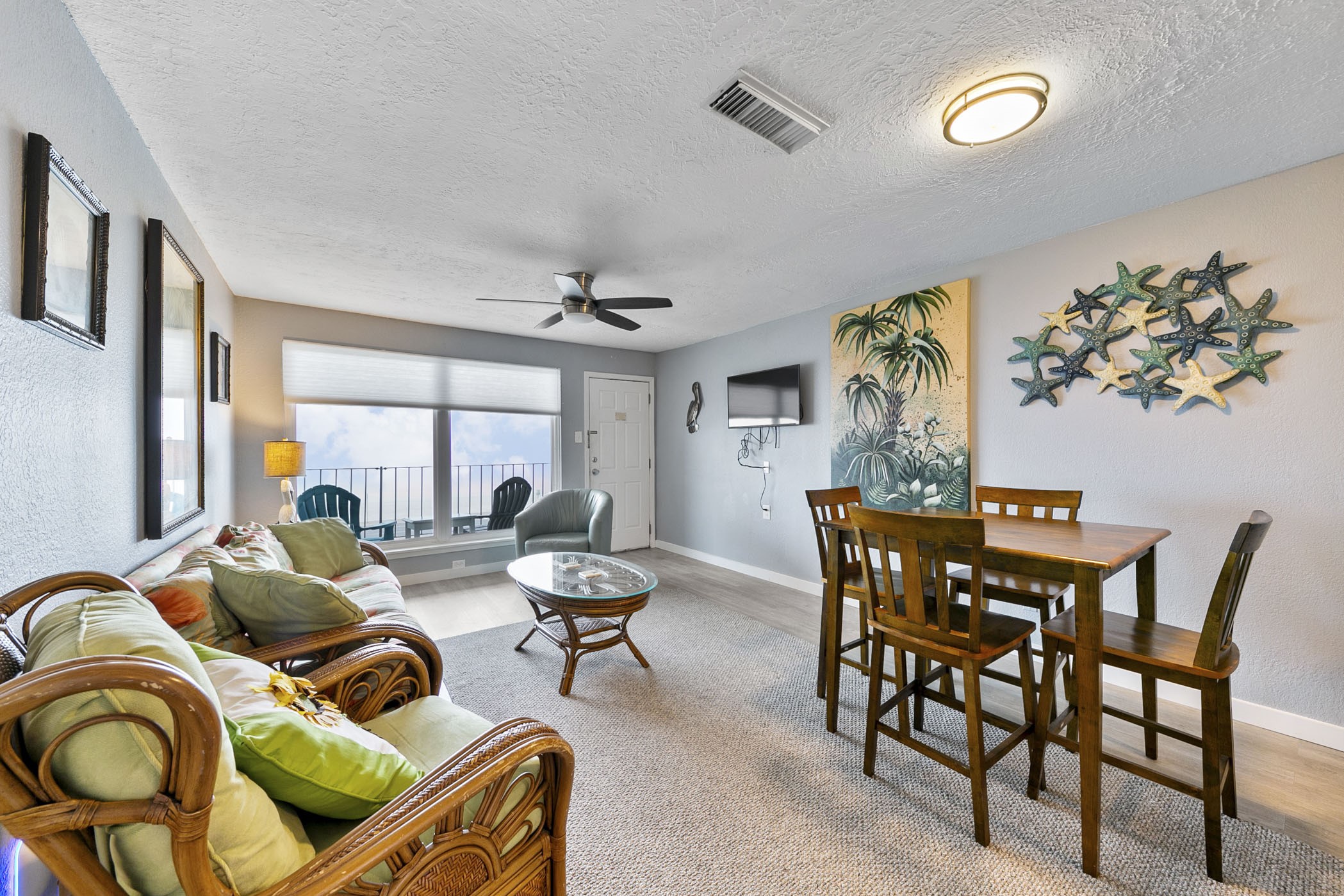 7600 Seawall Blvd 202 Property Photo 3