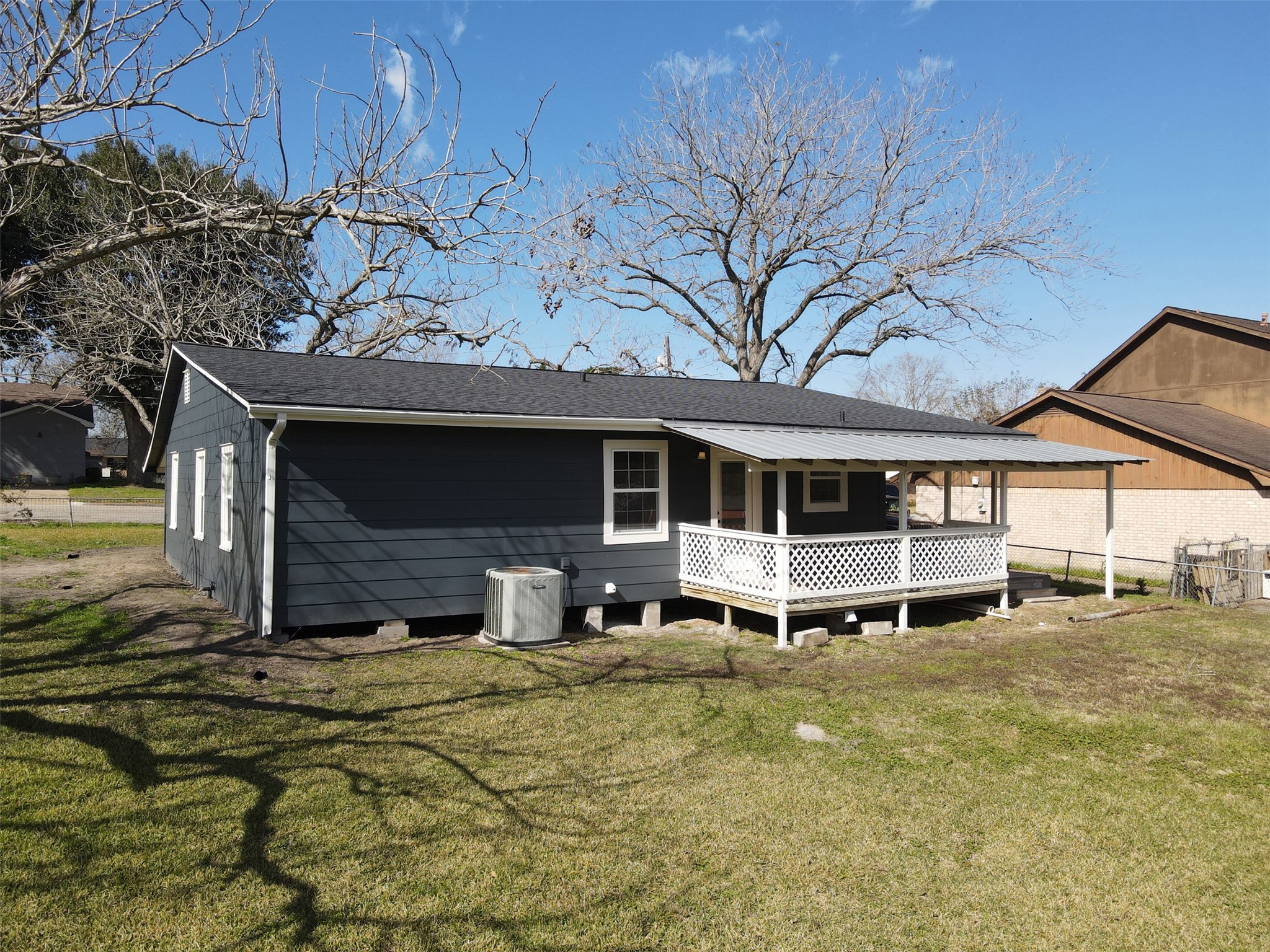 407 N Amthor Street Property Photo 15