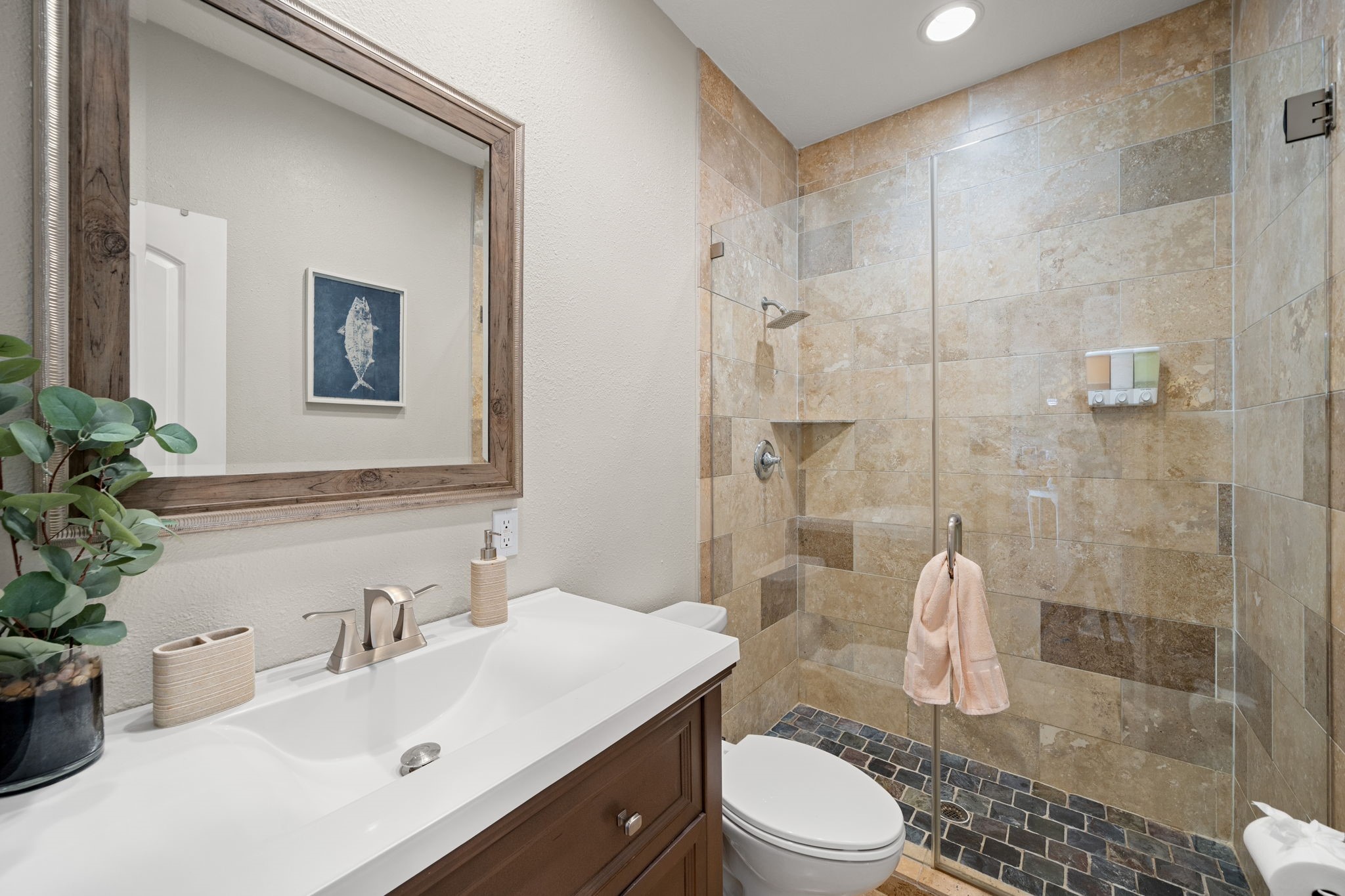 814 Hall Avenue Property Photo 18
