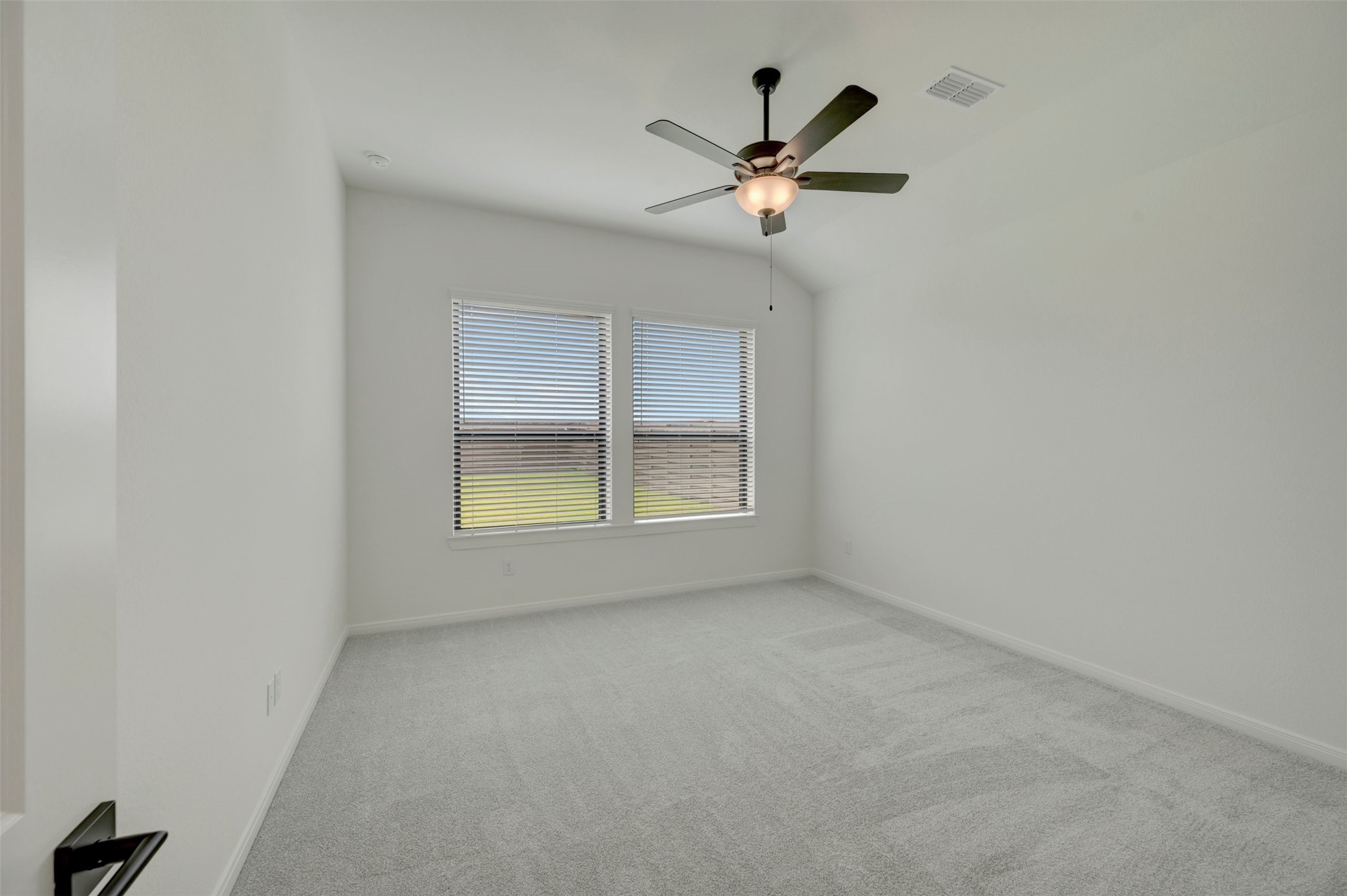 5015 North Star Trail Property Photo 33