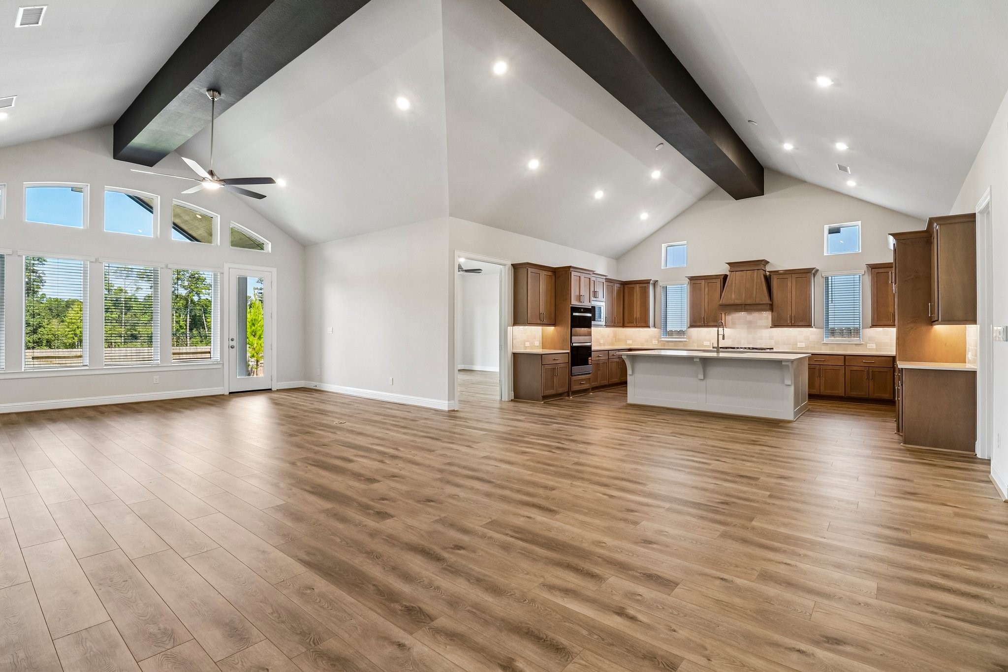 15906 Iris Meadow Drive Property Photo 10