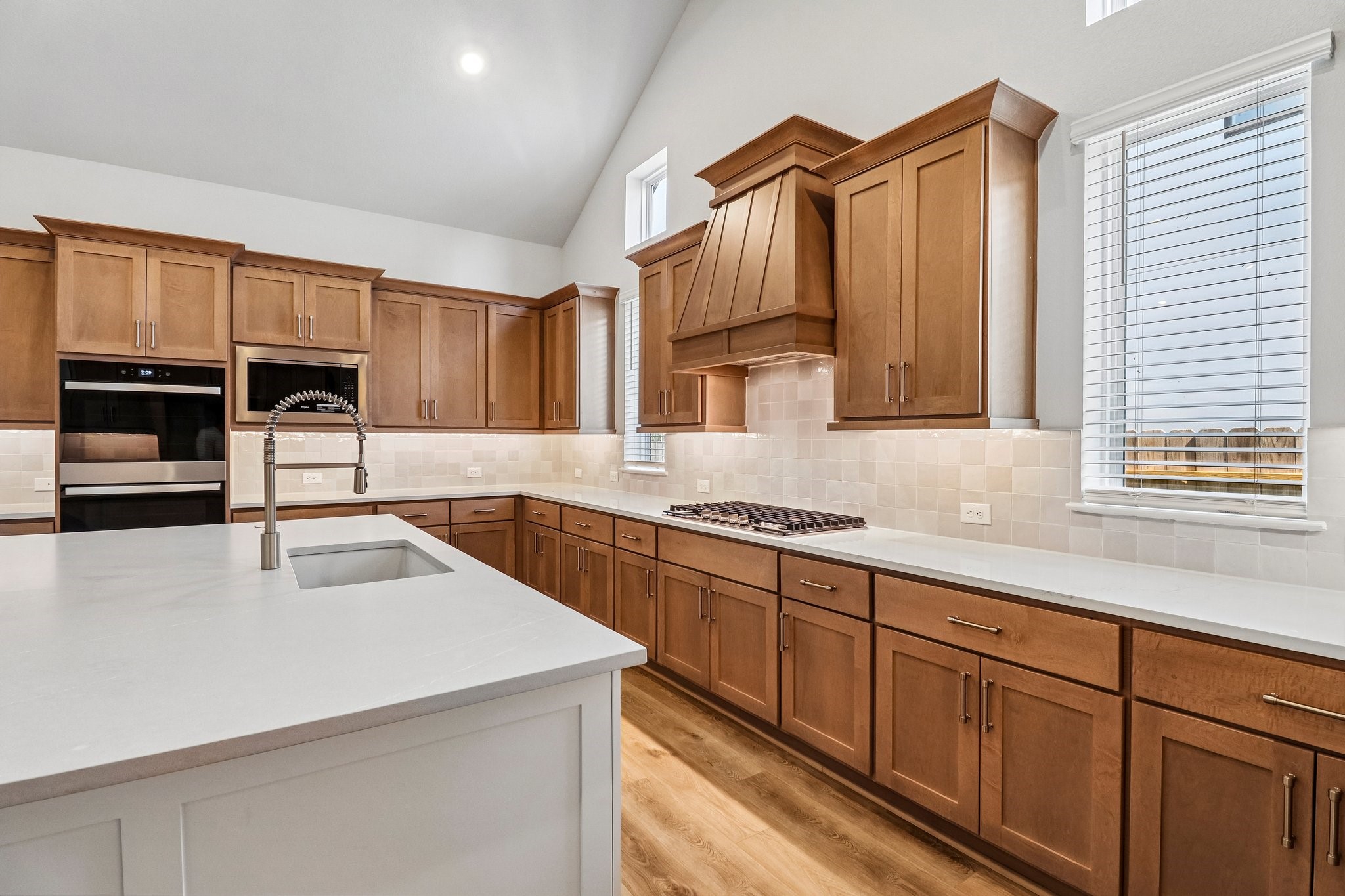 15906 Iris Meadow Drive Property Photo 17