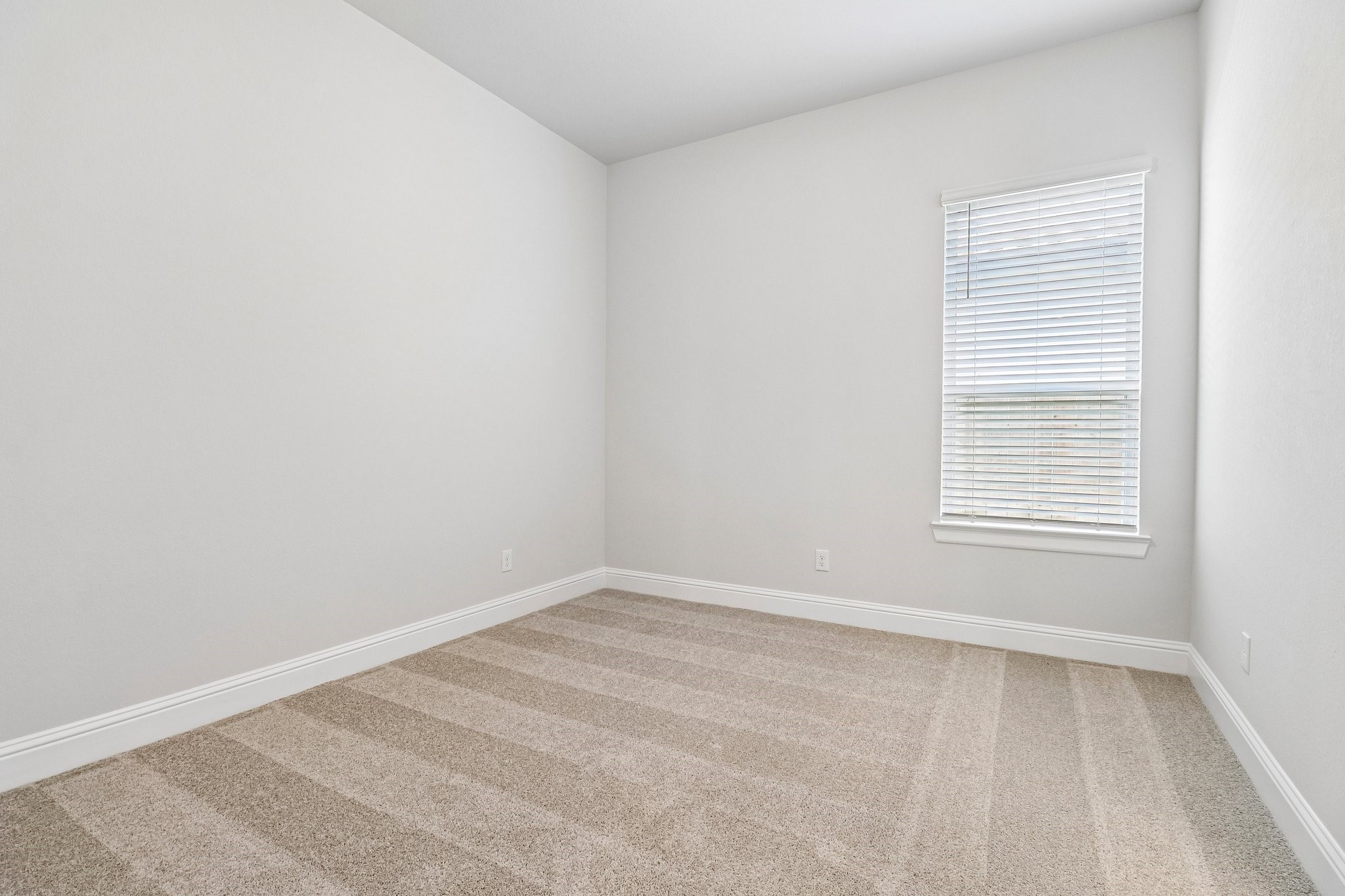 15906 Iris Meadow Drive Property Photo 30