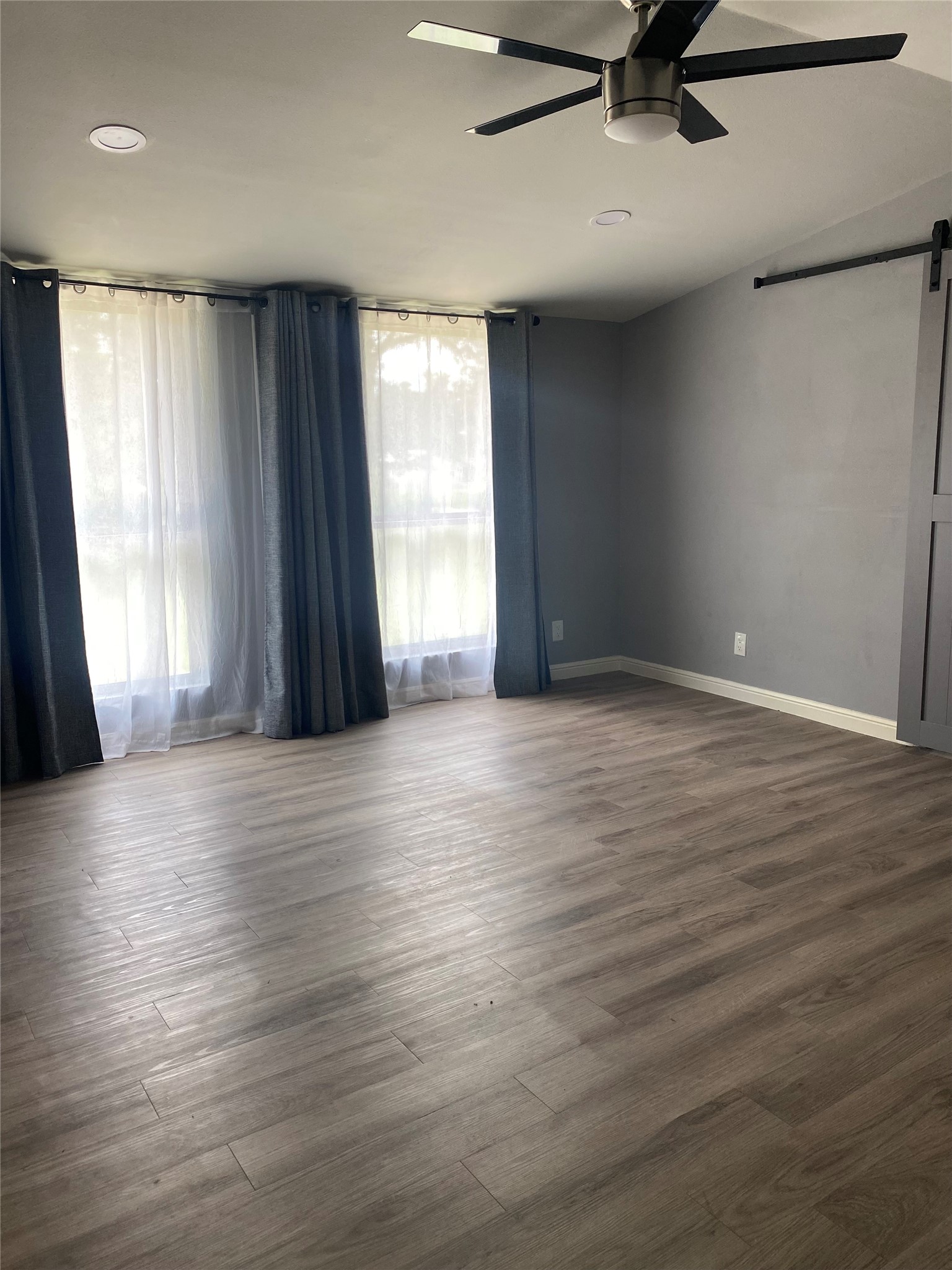 26687 Long Street Property Photo 9