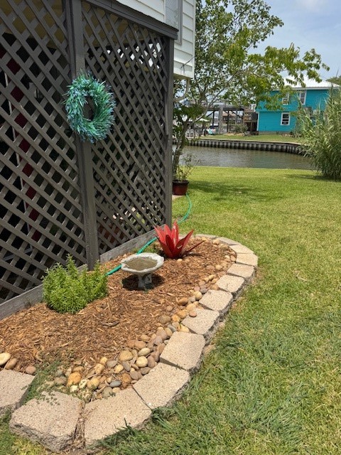 1571 Blue Water Drive Property Photo 2