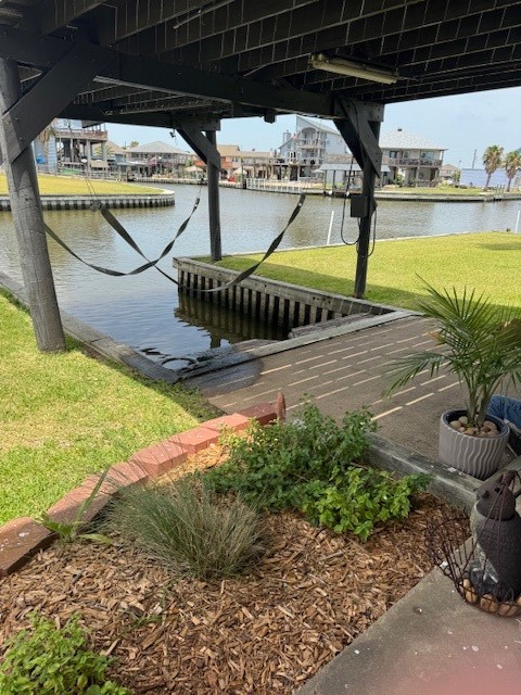 1571 Blue Water Drive Property Photo 4