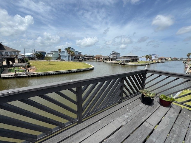 1571 Blue Water Drive Property Photo 27