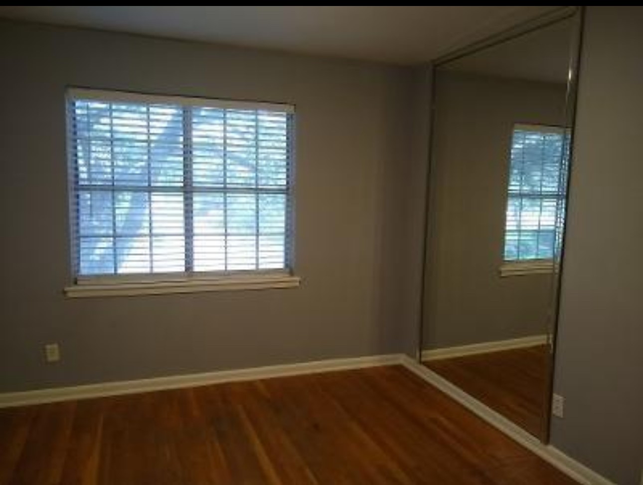 1867 Florida Drive Property Photo 7