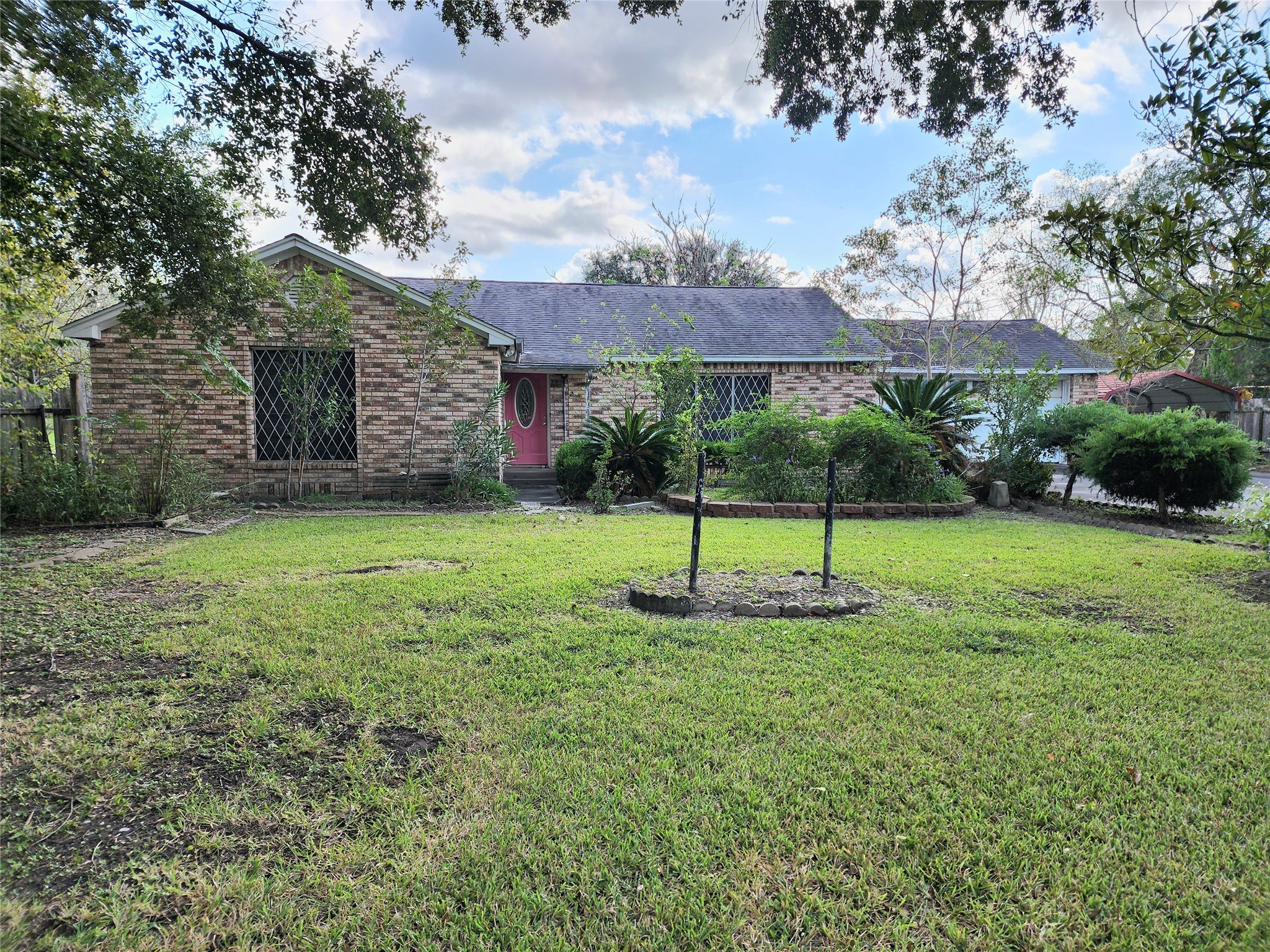 2200 Golden Avenue Property Photo 1