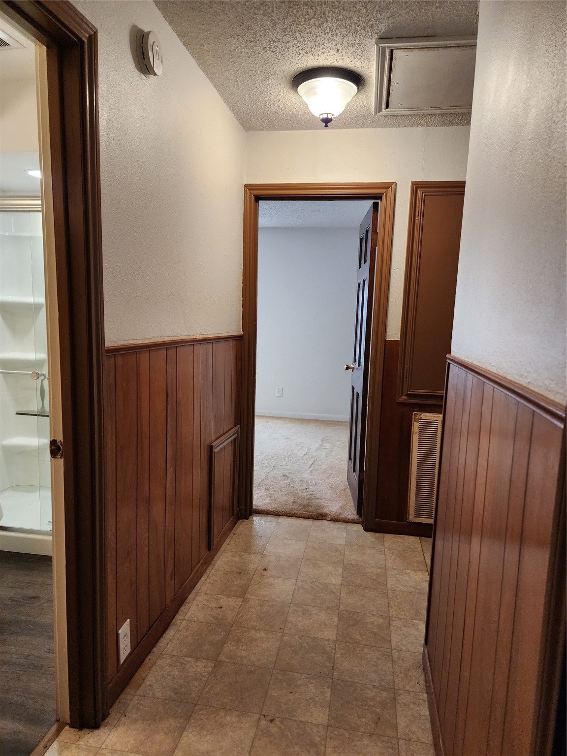 2200 Golden Avenue Property Photo 13