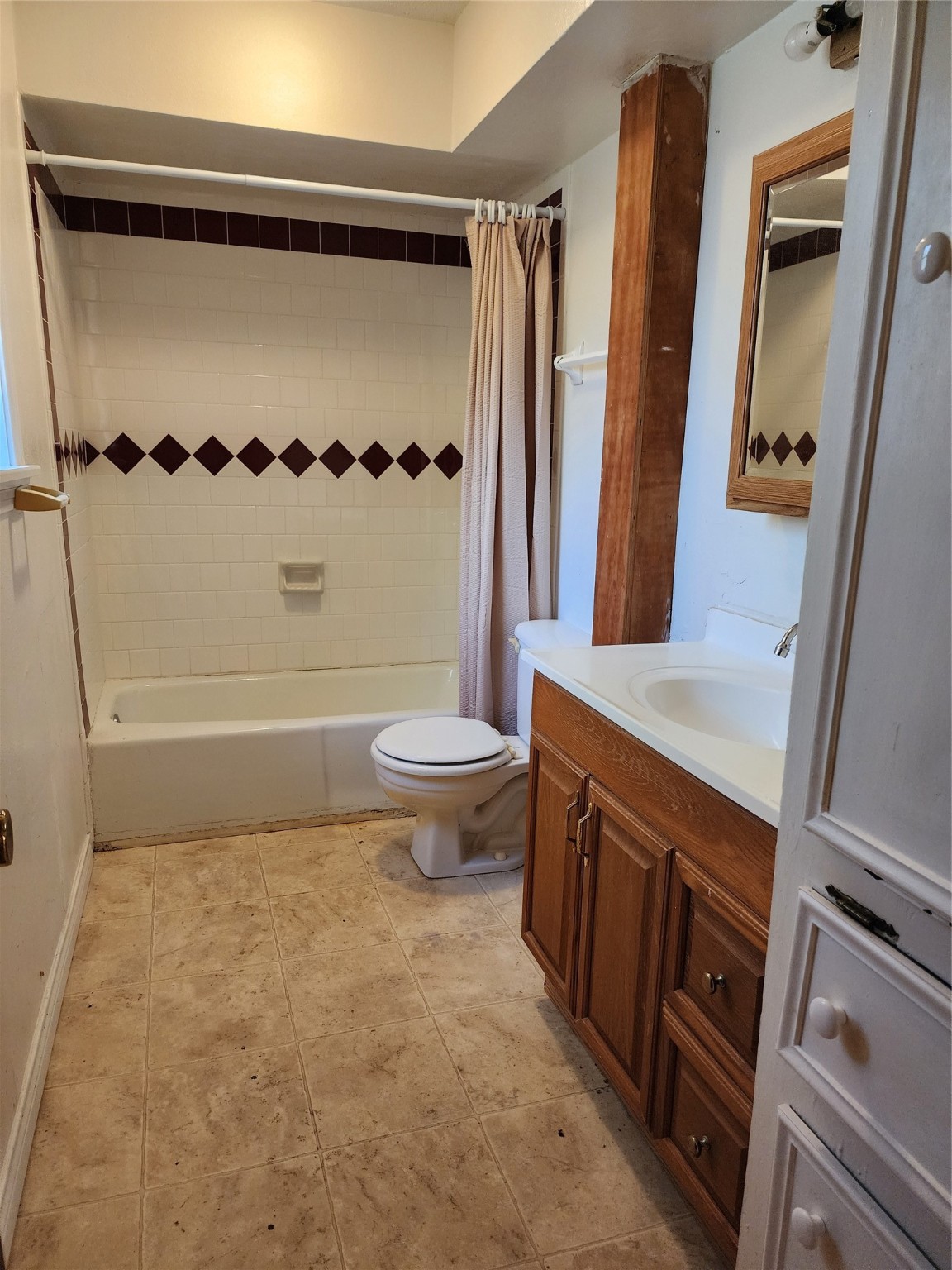 2200 Golden Avenue Property Photo 16