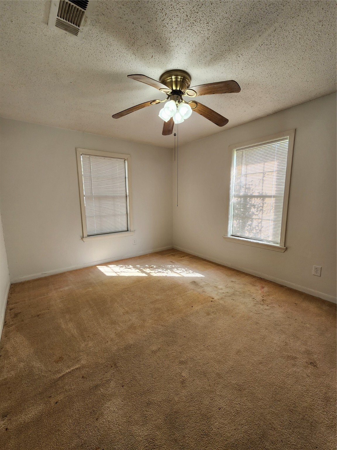 2200 Golden Avenue Property Photo 17