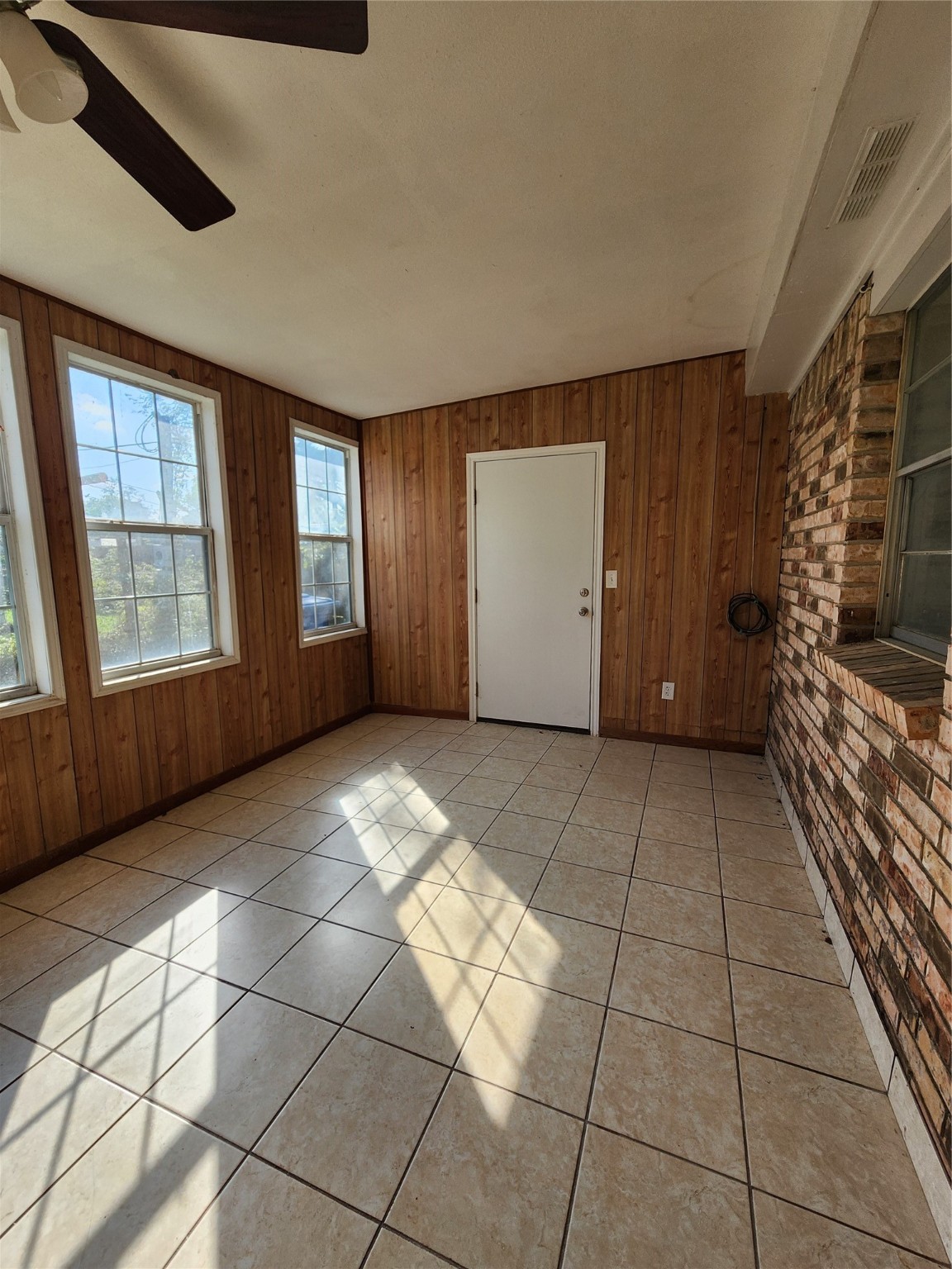 2200 Golden Avenue Property Photo 21