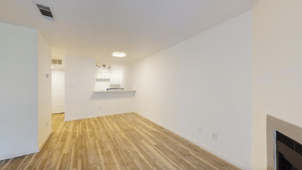 4717 Columbia Ave Property Photo 3