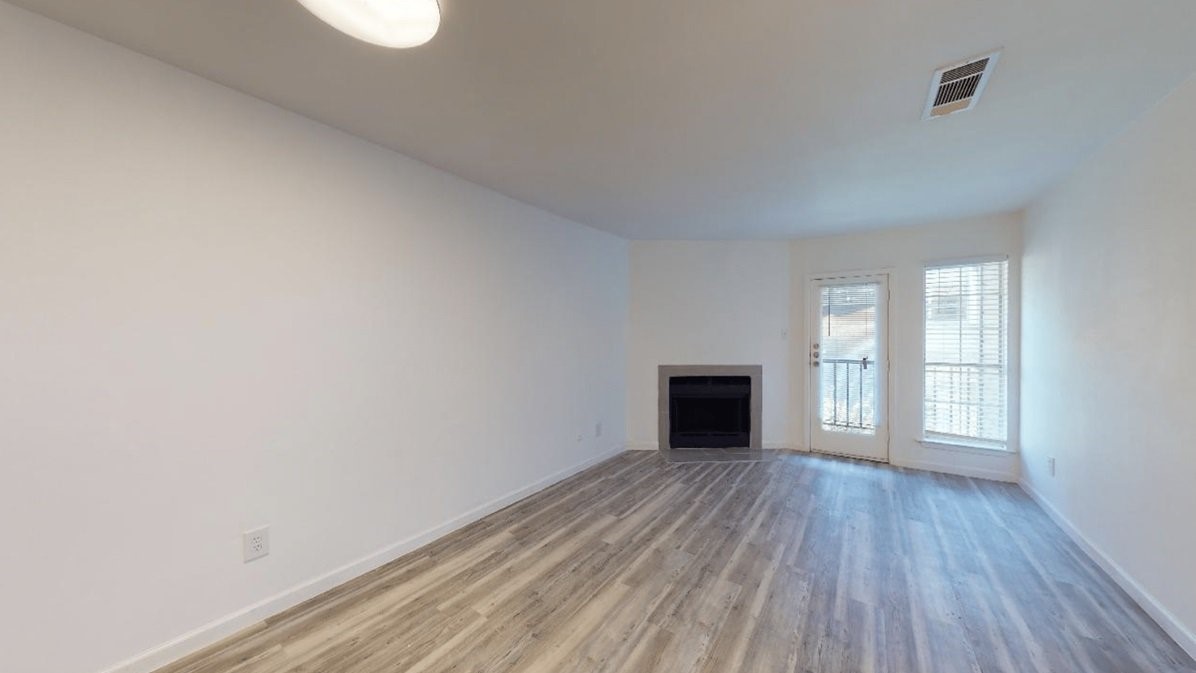 4717 Columbia Ave Property Photo 4