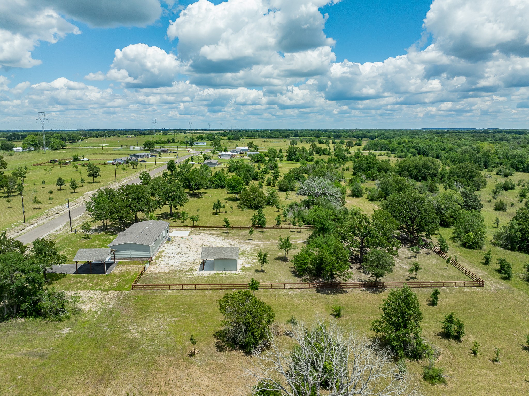 6724 Atakapan Trail Property Photo 9
