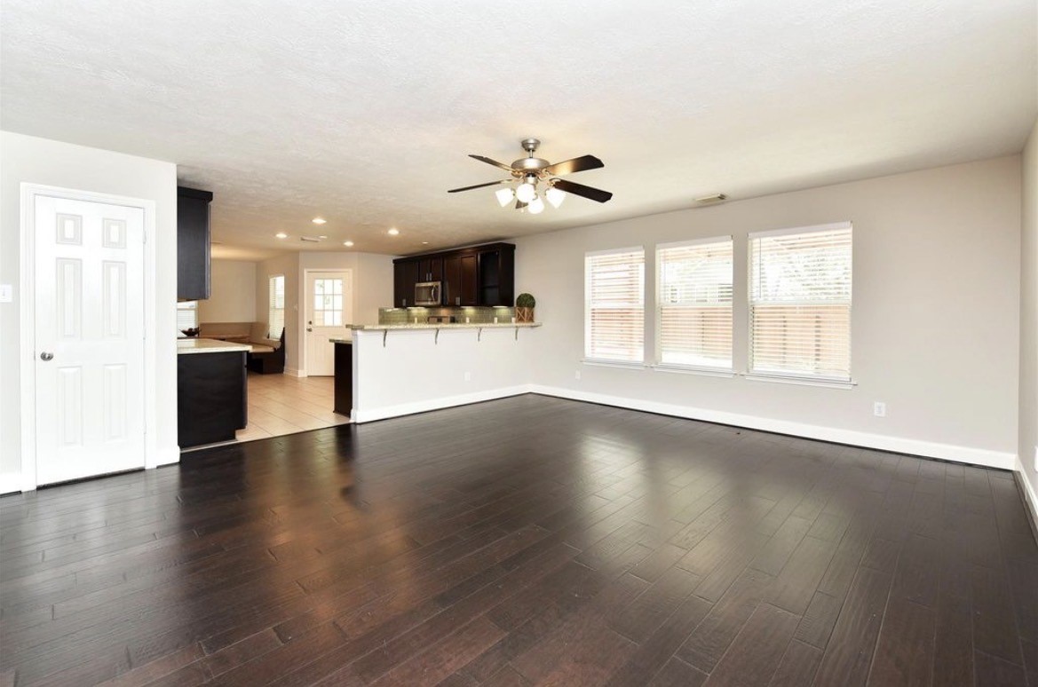159 N Vesper Bend Circle Property Photo 4