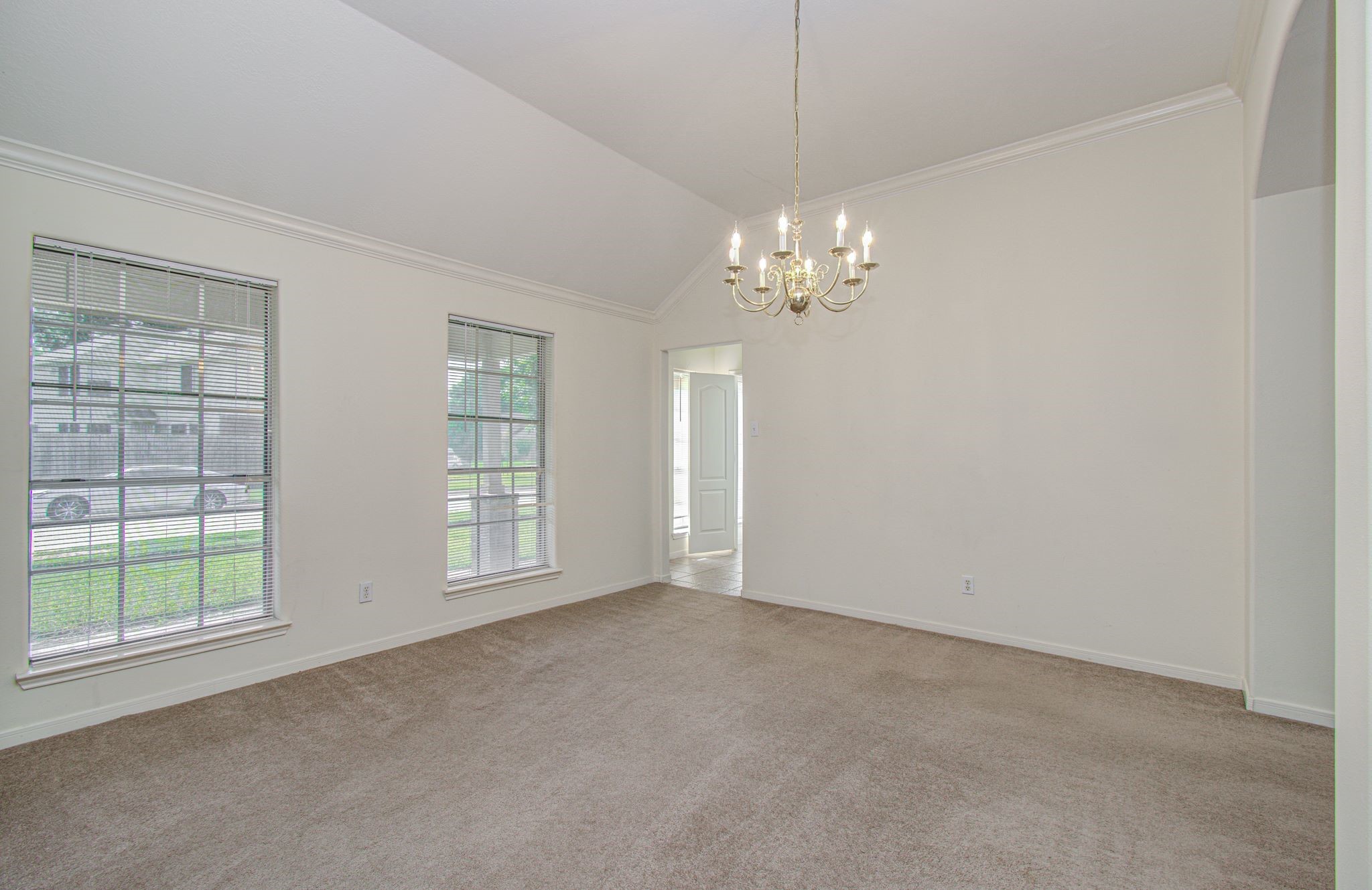 12203 Heritage Grove Drive Property Photo 9