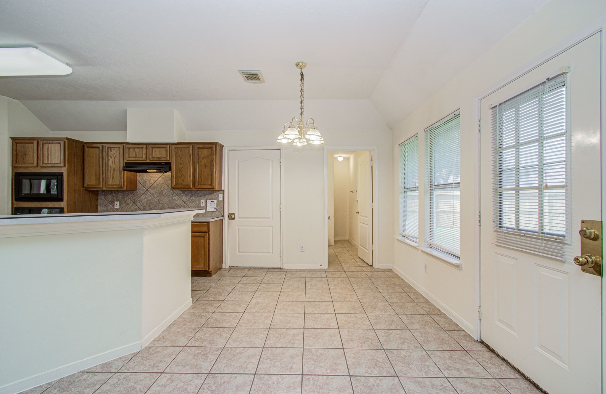 12203 Heritage Grove Drive Property Photo 16