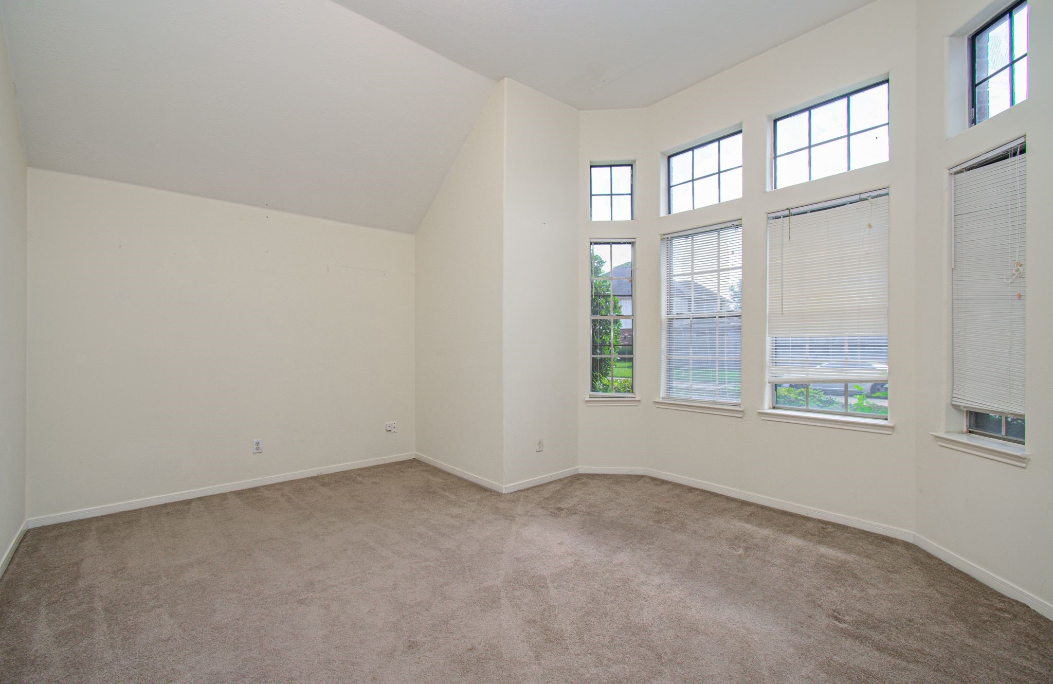 12203 Heritage Grove Drive Property Photo 38