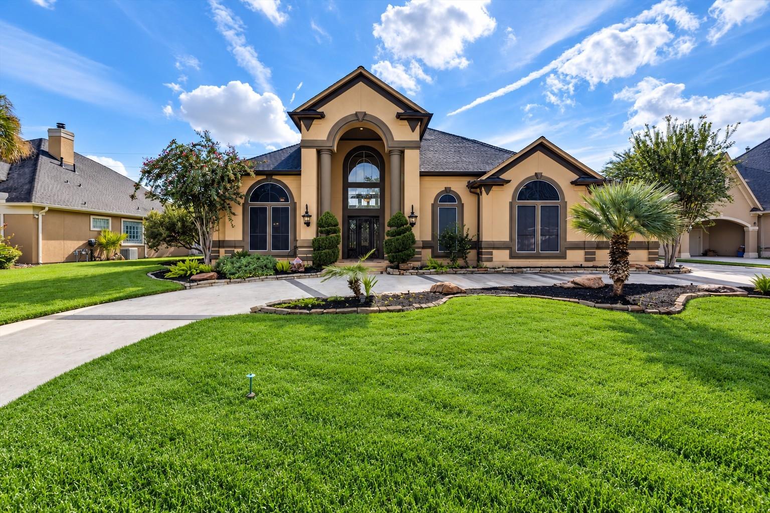 15818 Conners Ace Drive Property Photo 1
