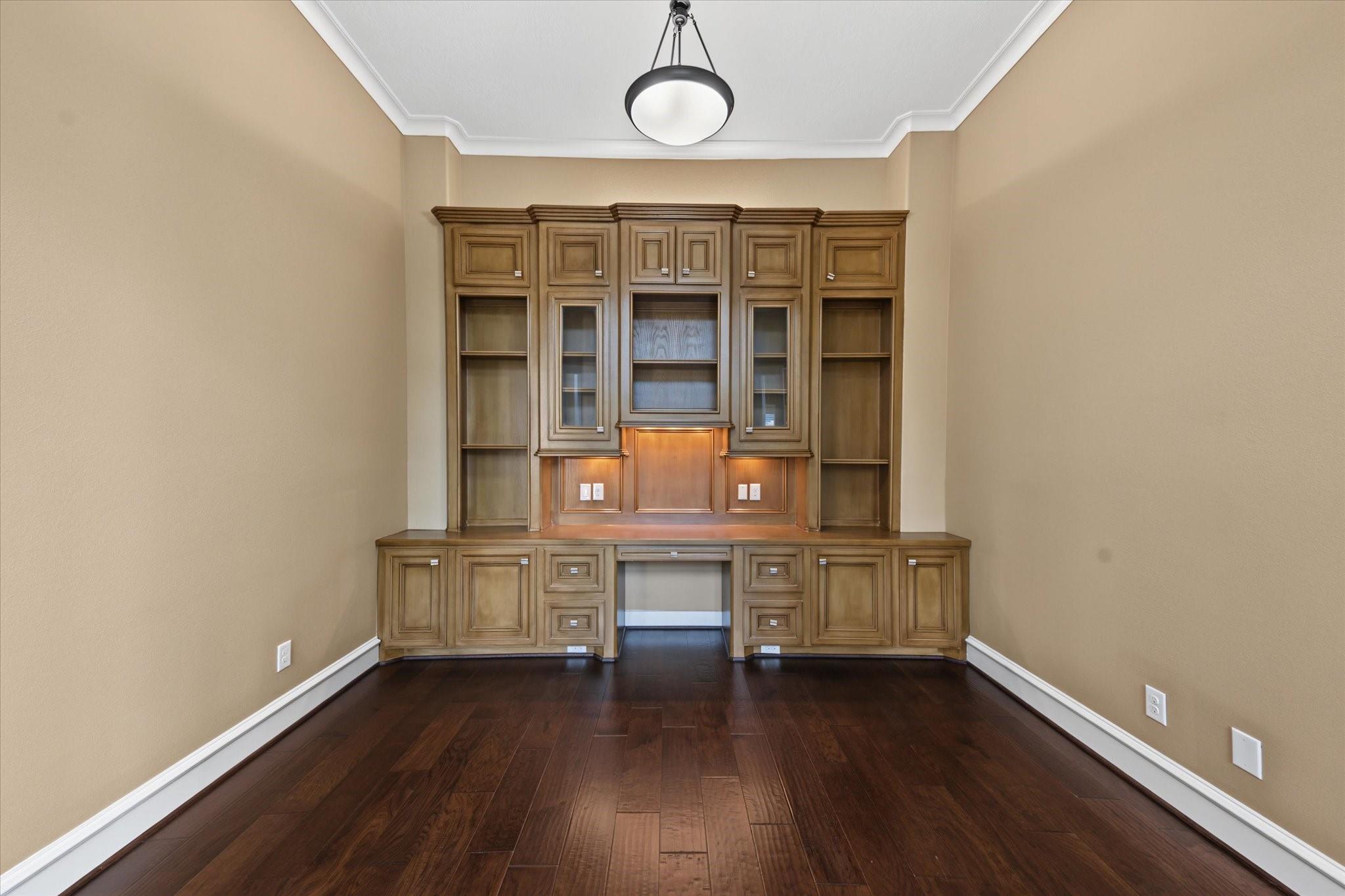 15818 Conners Ace Drive Property Photo 8