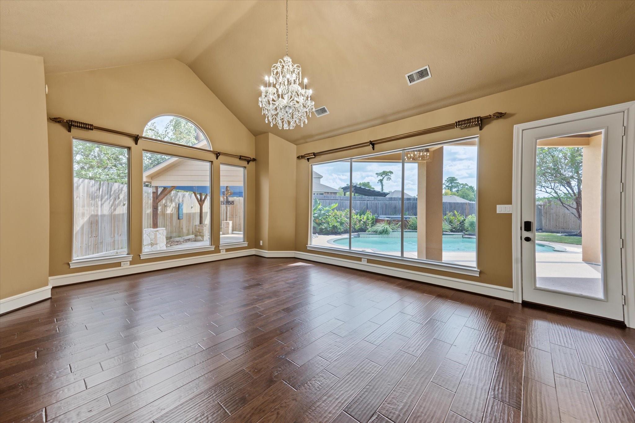 15818 Conners Ace Drive Property Photo 23