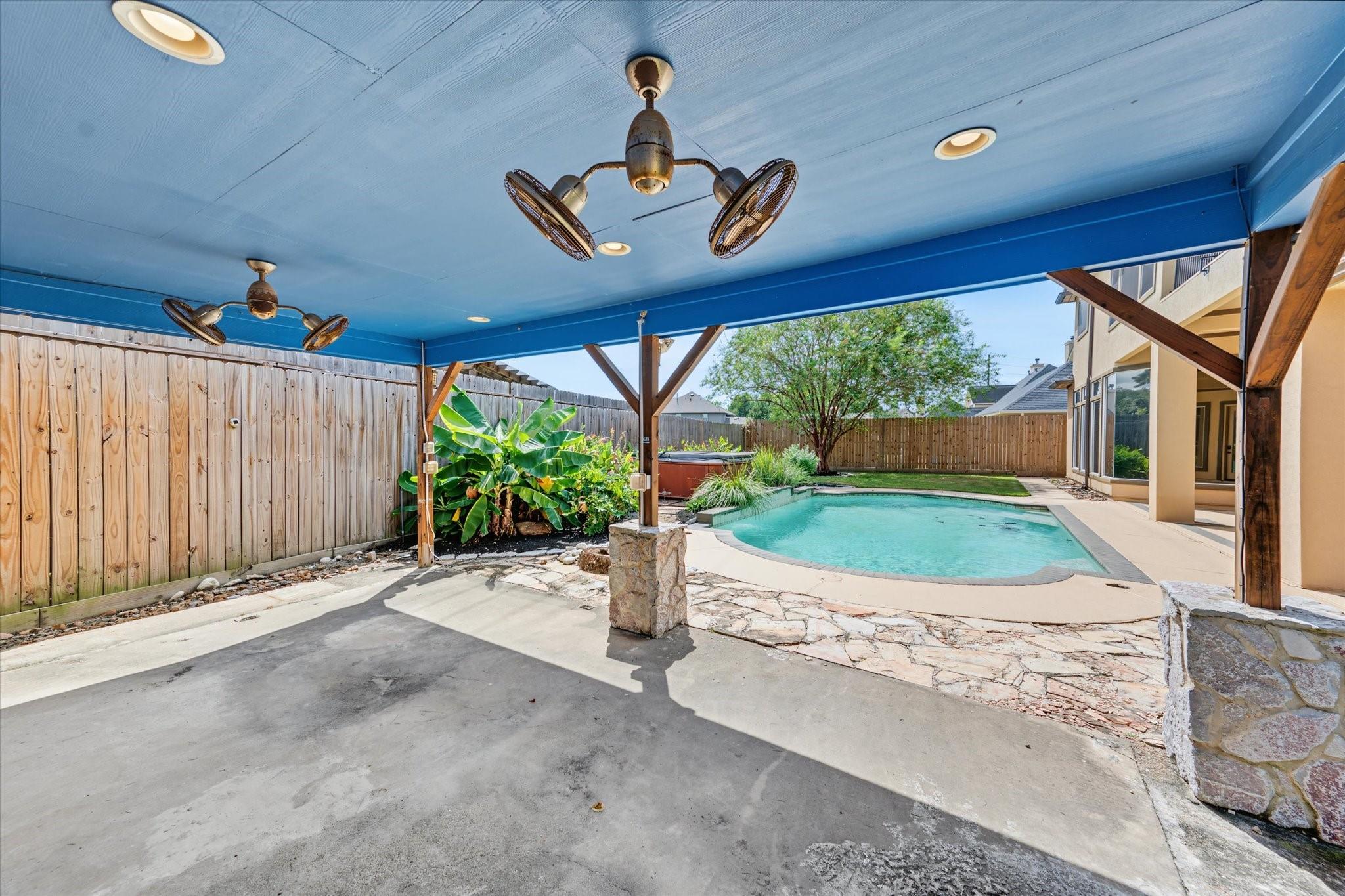 15818 Conners Ace Drive Property Photo 44