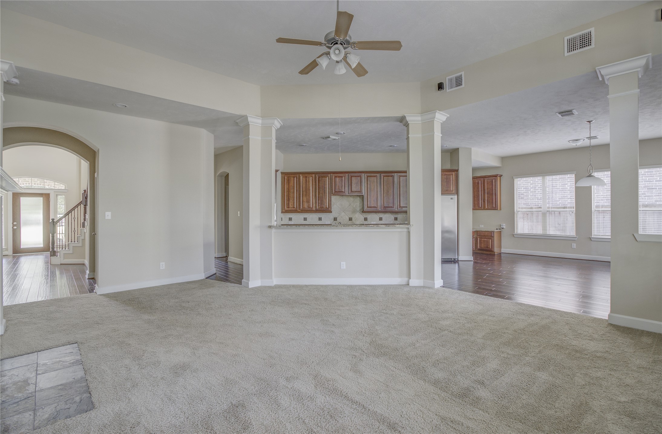 70 S Almondell Circle Property Photo 12