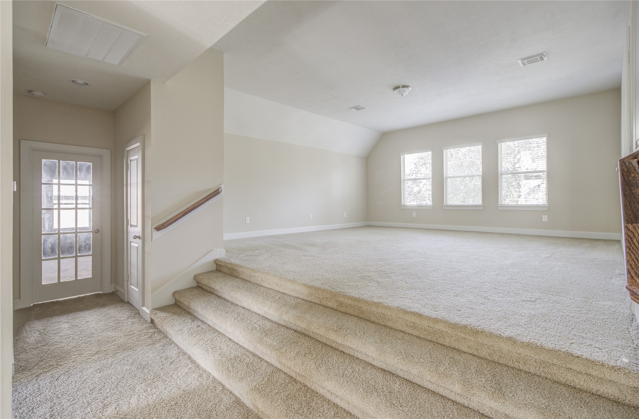 70 S Almondell Circle Property Photo 23