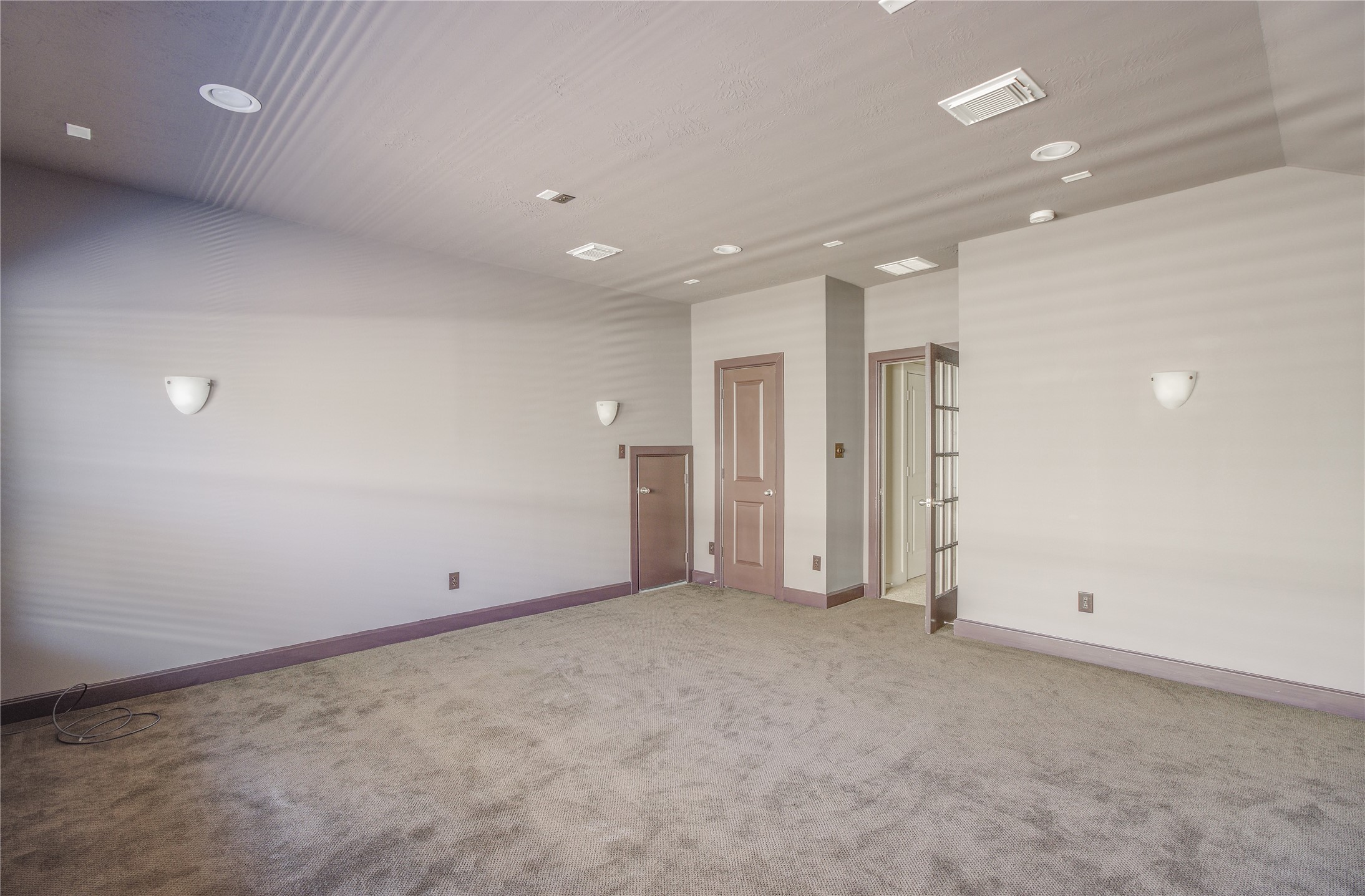 70 S Almondell Circle Property Photo 25