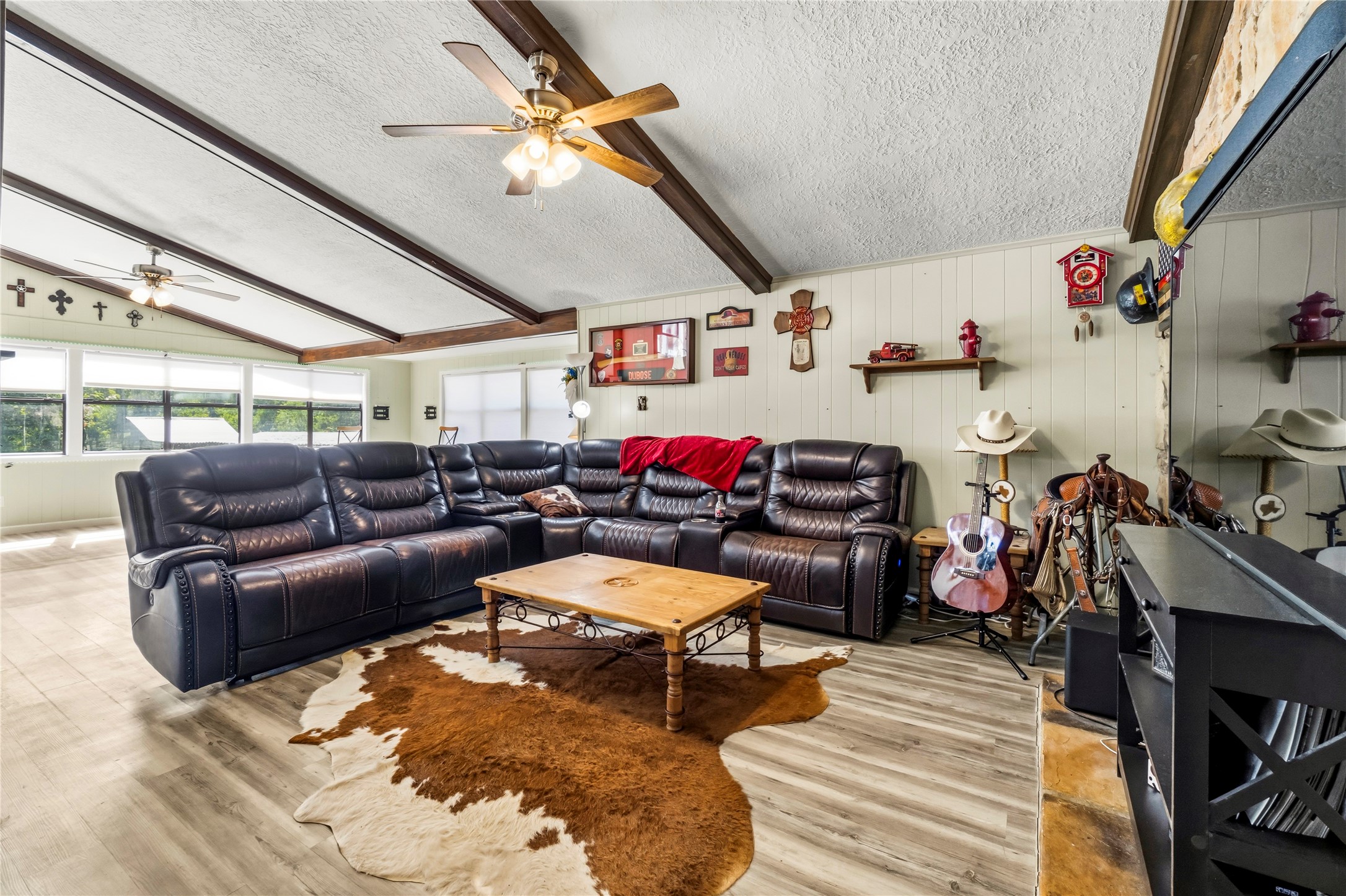 146 Creekside Drive Property Photo 15