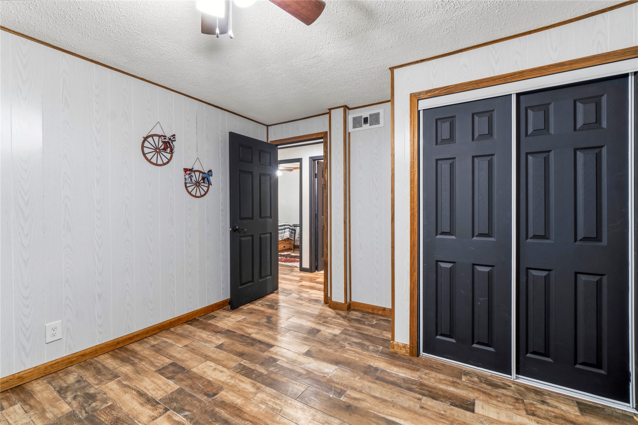 146 Creekside Drive Property Photo 34