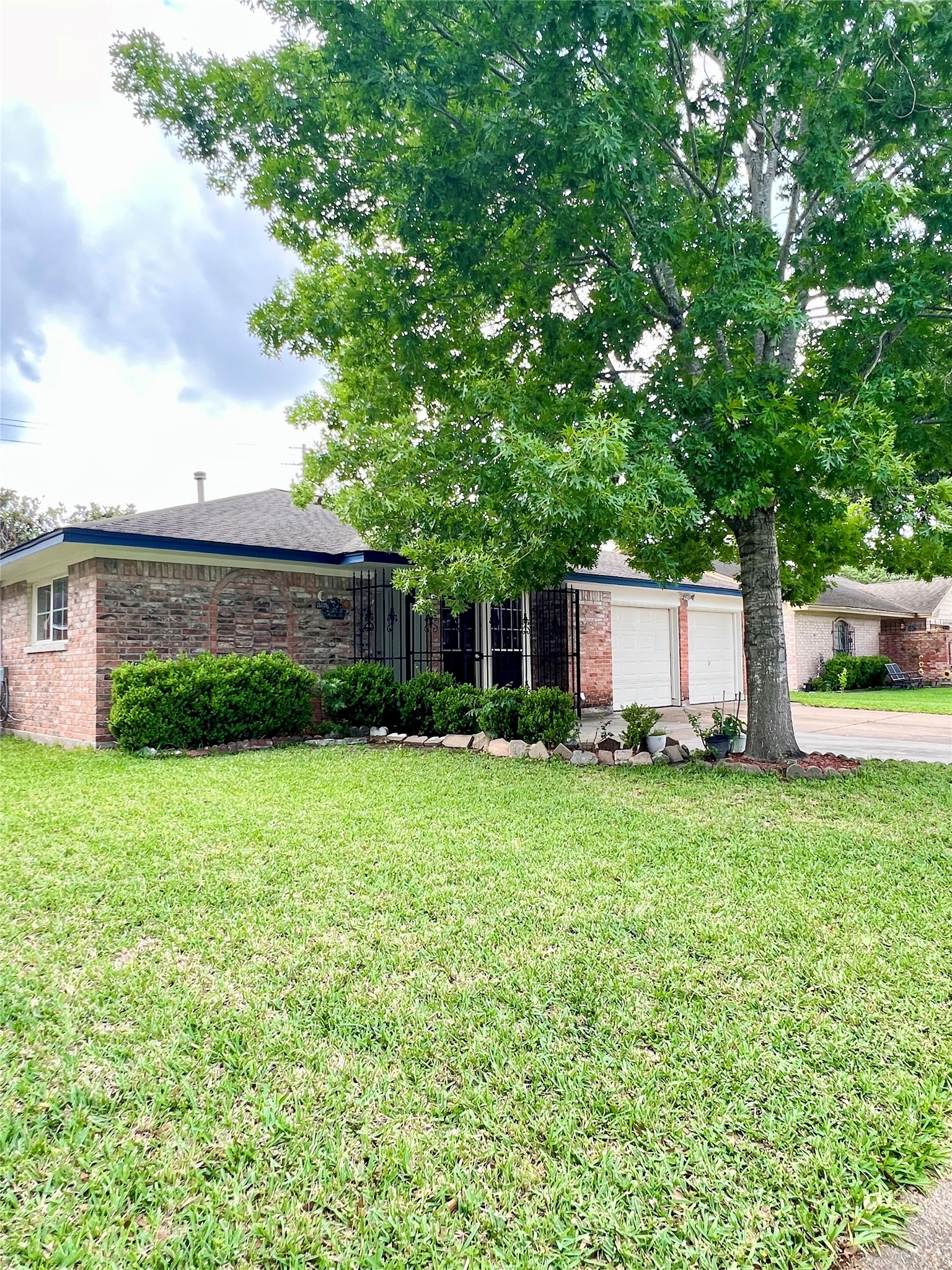 15119 Mcleod Drive Property Photo 2