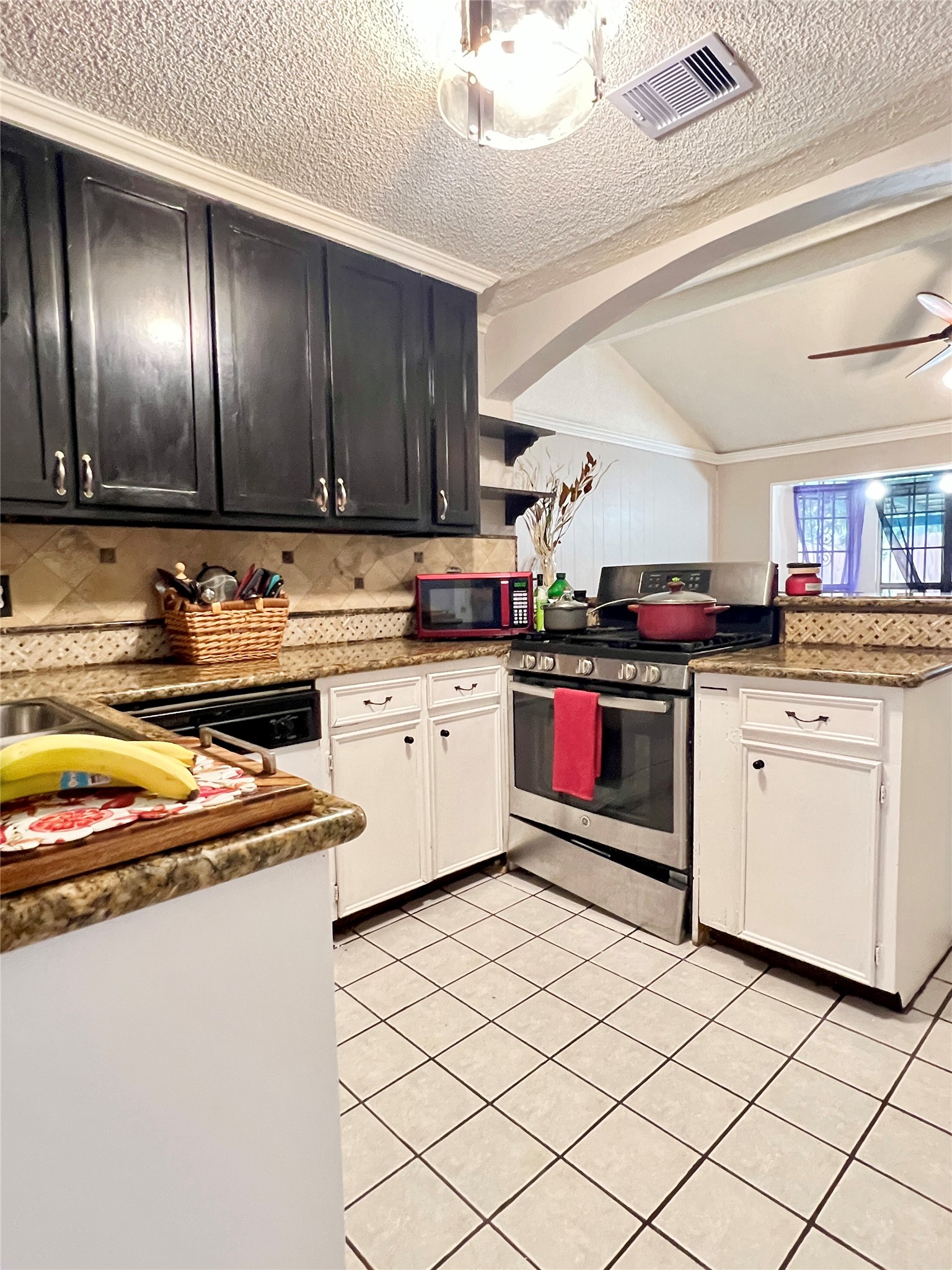 15119 Mcleod Drive Property Photo 13