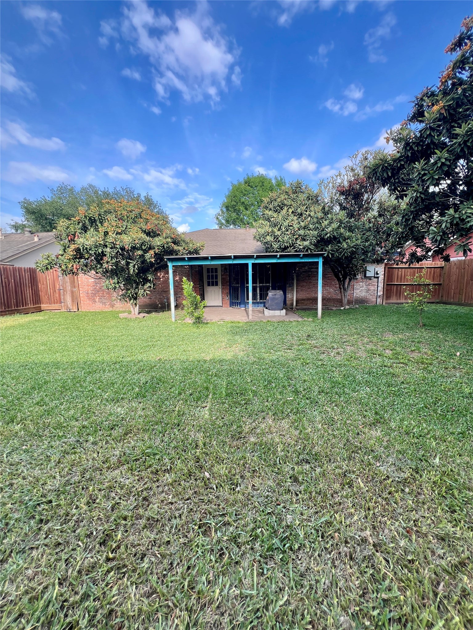 15119 Mcleod Drive Property Photo 23