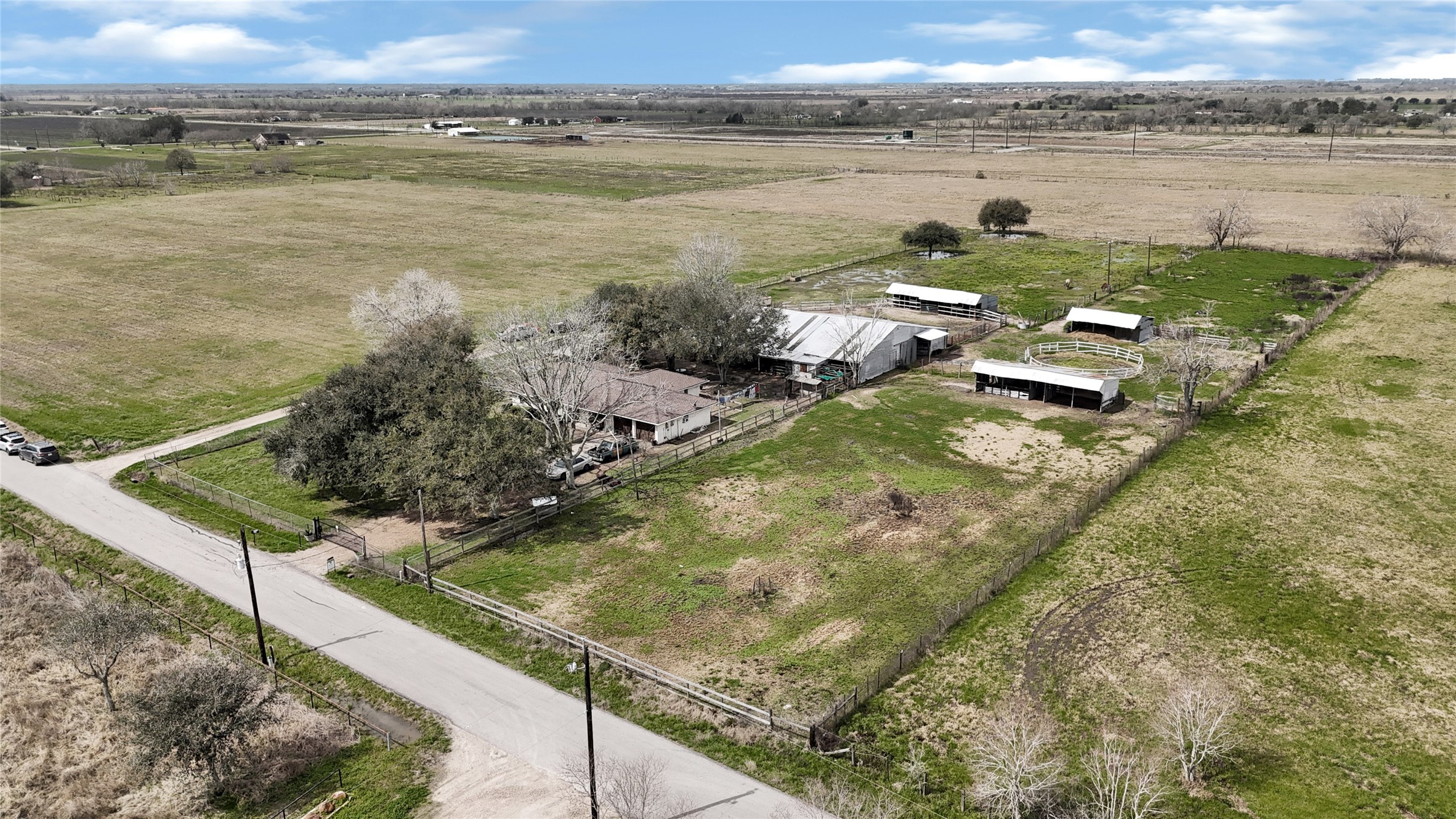 6720 Kacal Road Property Photo 1
