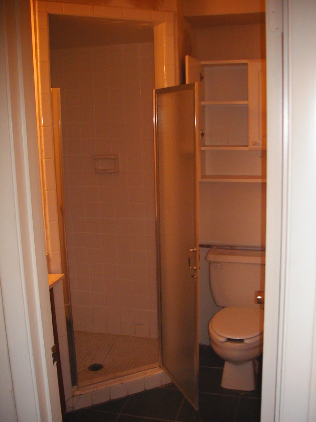 10806 Lynbrook Drive B Property Photo 5
