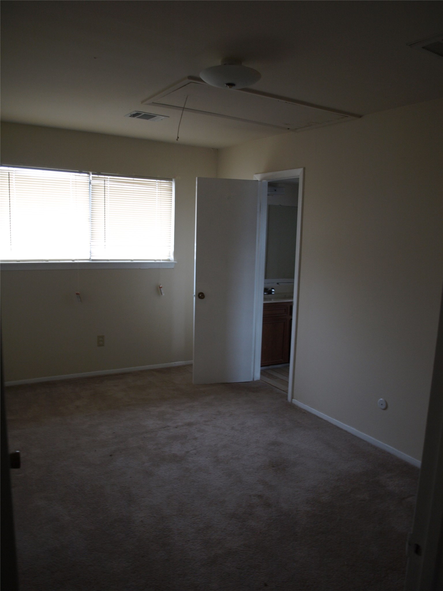 10806 Lynbrook Drive B Property Photo 22