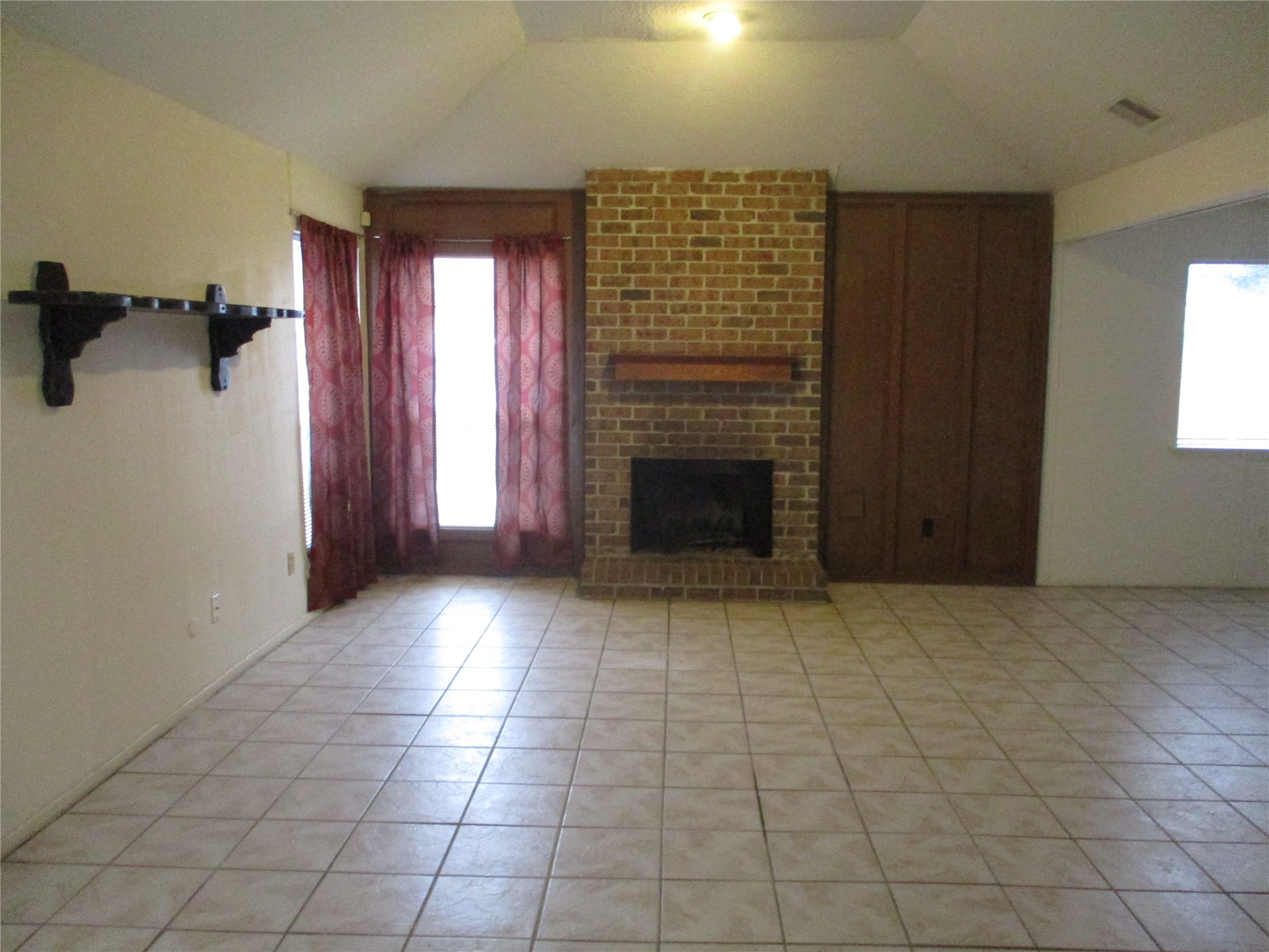 10806 Lynbrook Drive B Property Photo 41