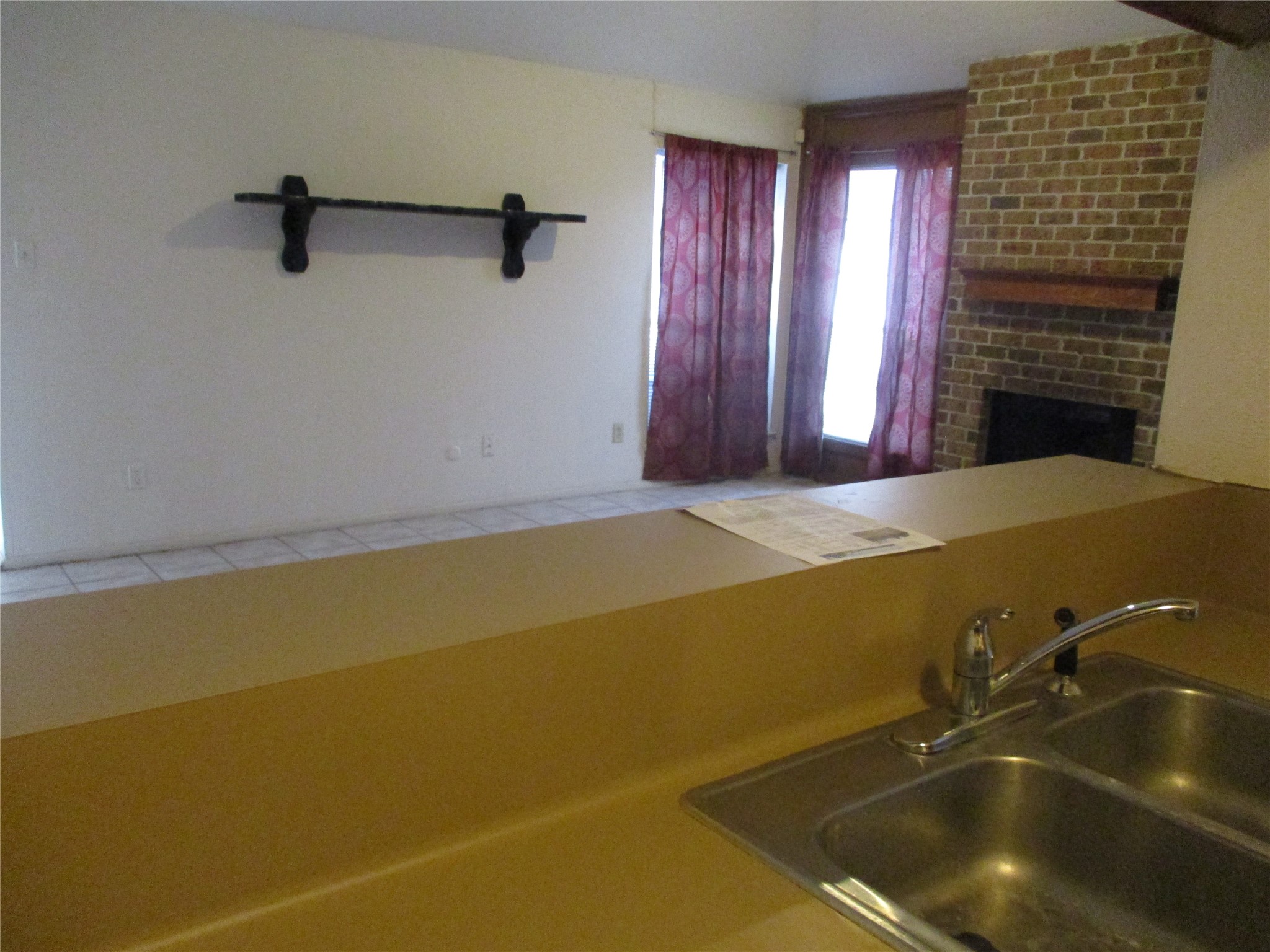 10806 Lynbrook Drive B Property Photo 44