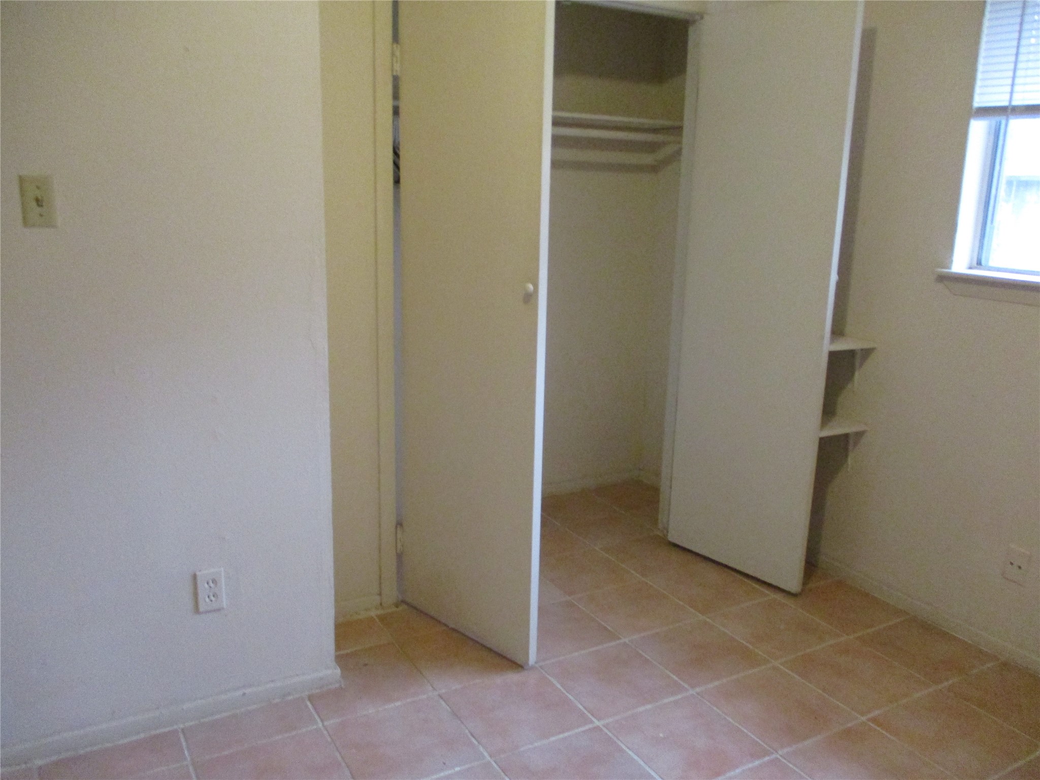 10806 Lynbrook Drive B Property Photo 48