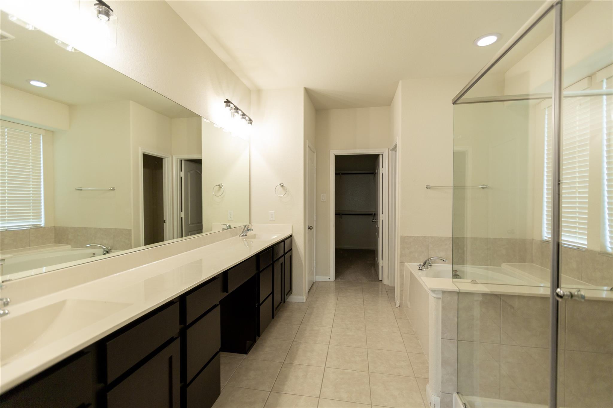 21014 Brunson Falls Drive, Richmond Tx 77407 Property Photo 9
