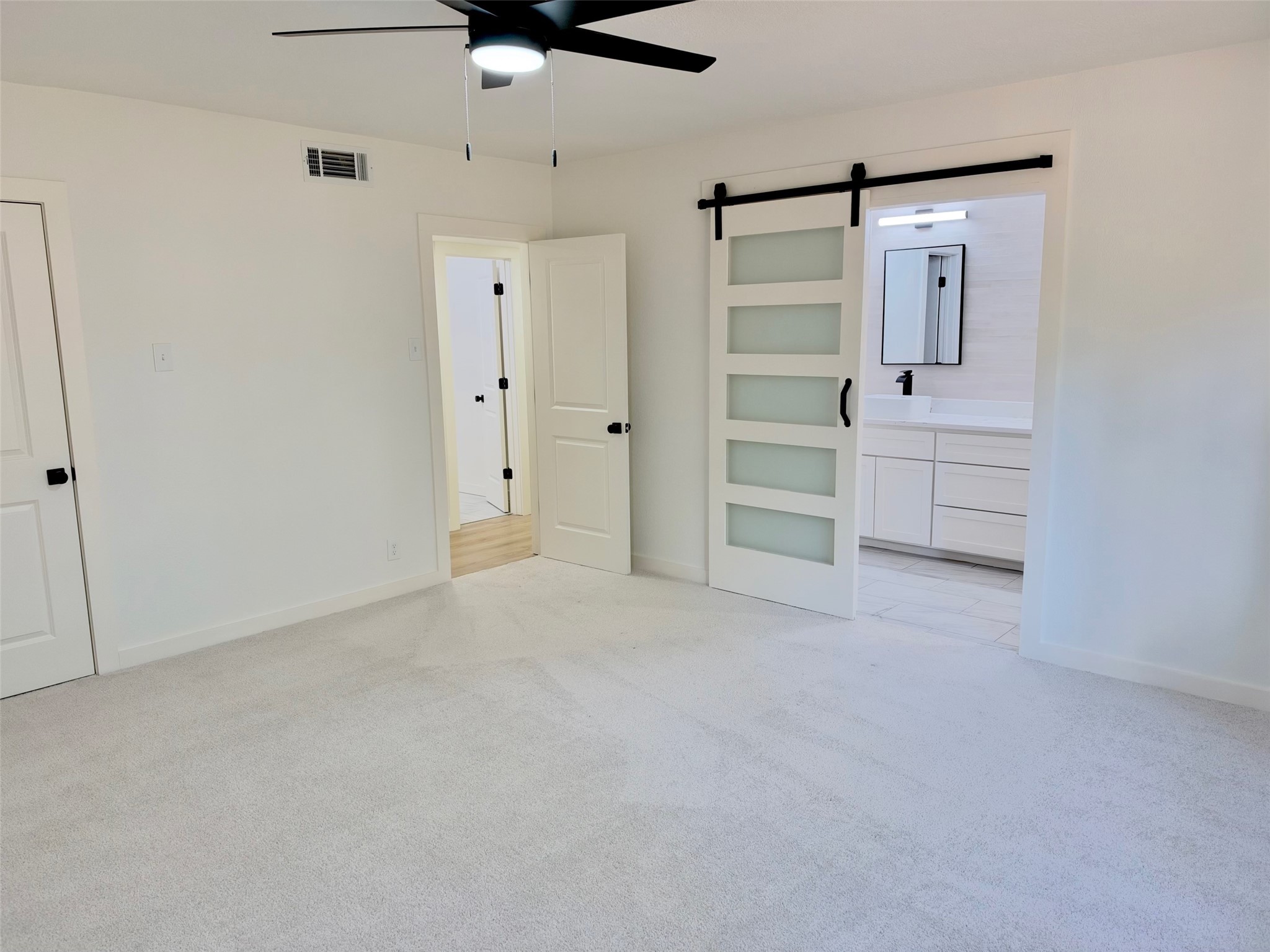 15614 Sunfish Road Property Photo 8